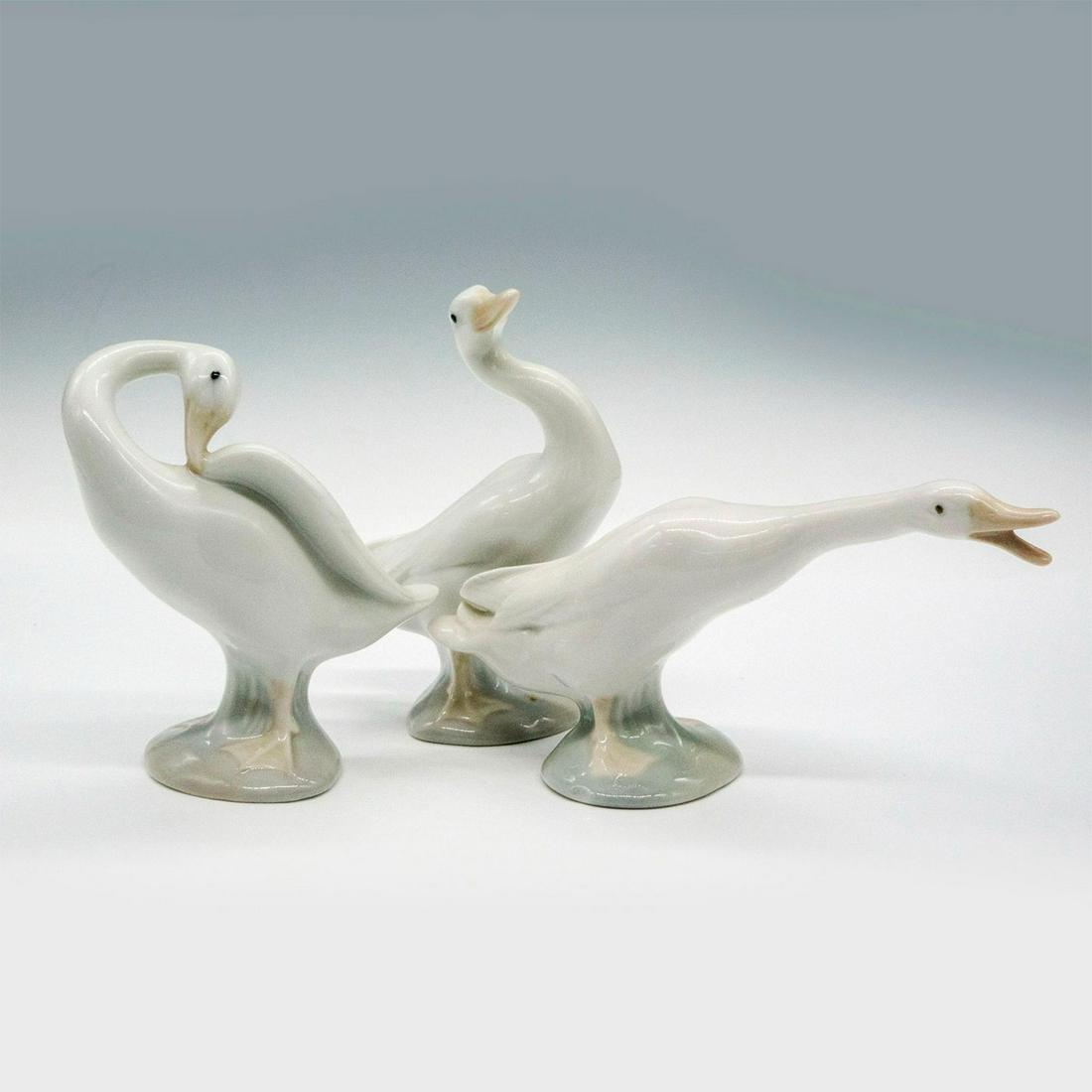 Geese Trio - Lladro Porcelain Figures (1 of 3)
