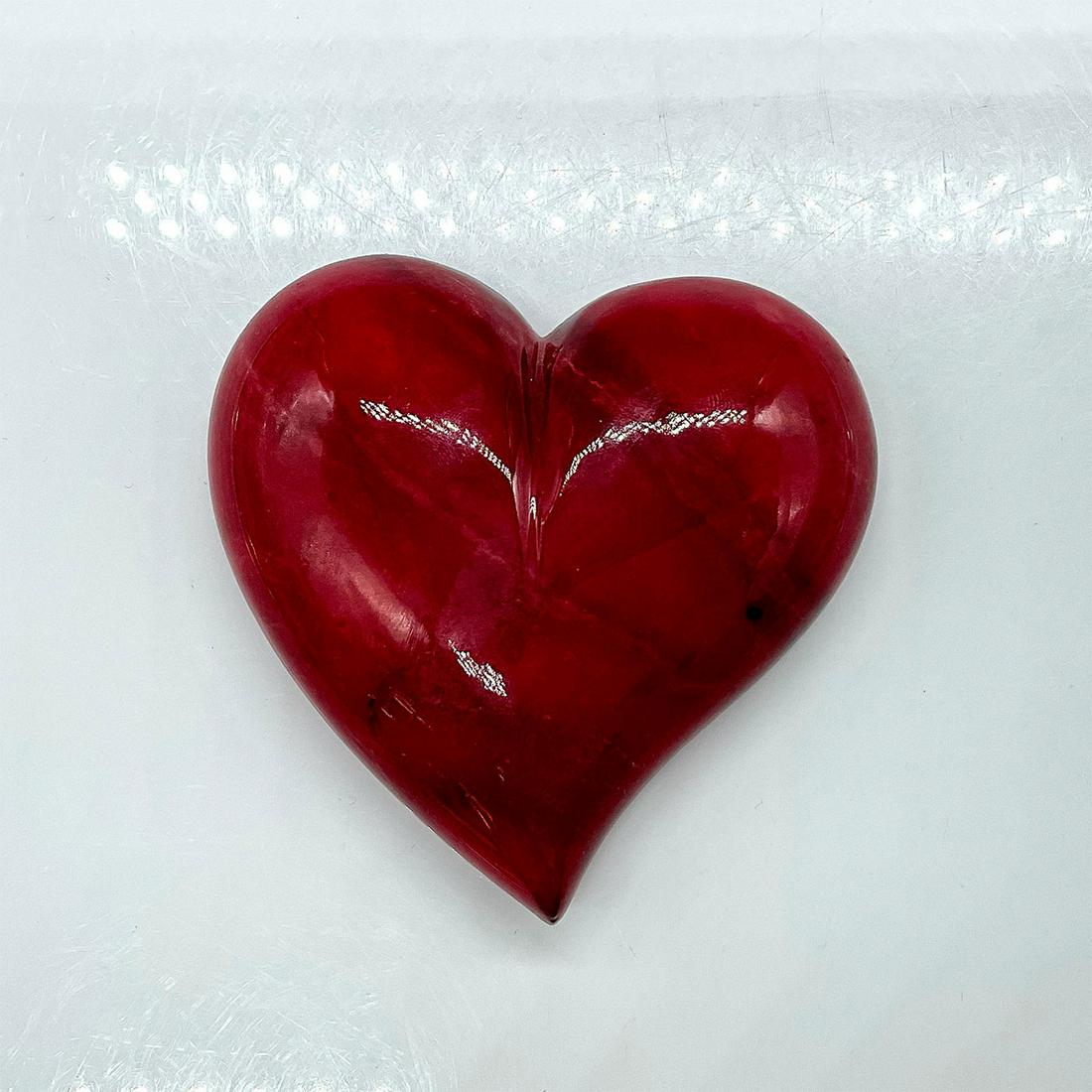 Ducceschi Red Alabaster Heart Paperweight (1 of 3)