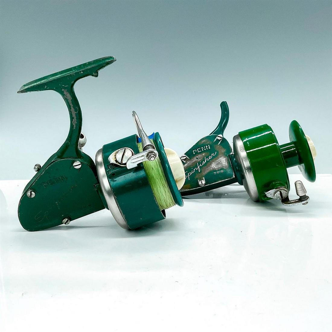 Pair of Vintage Penn 700 Greenies Gen. 2 Spinfishers Reels (1 of 3)