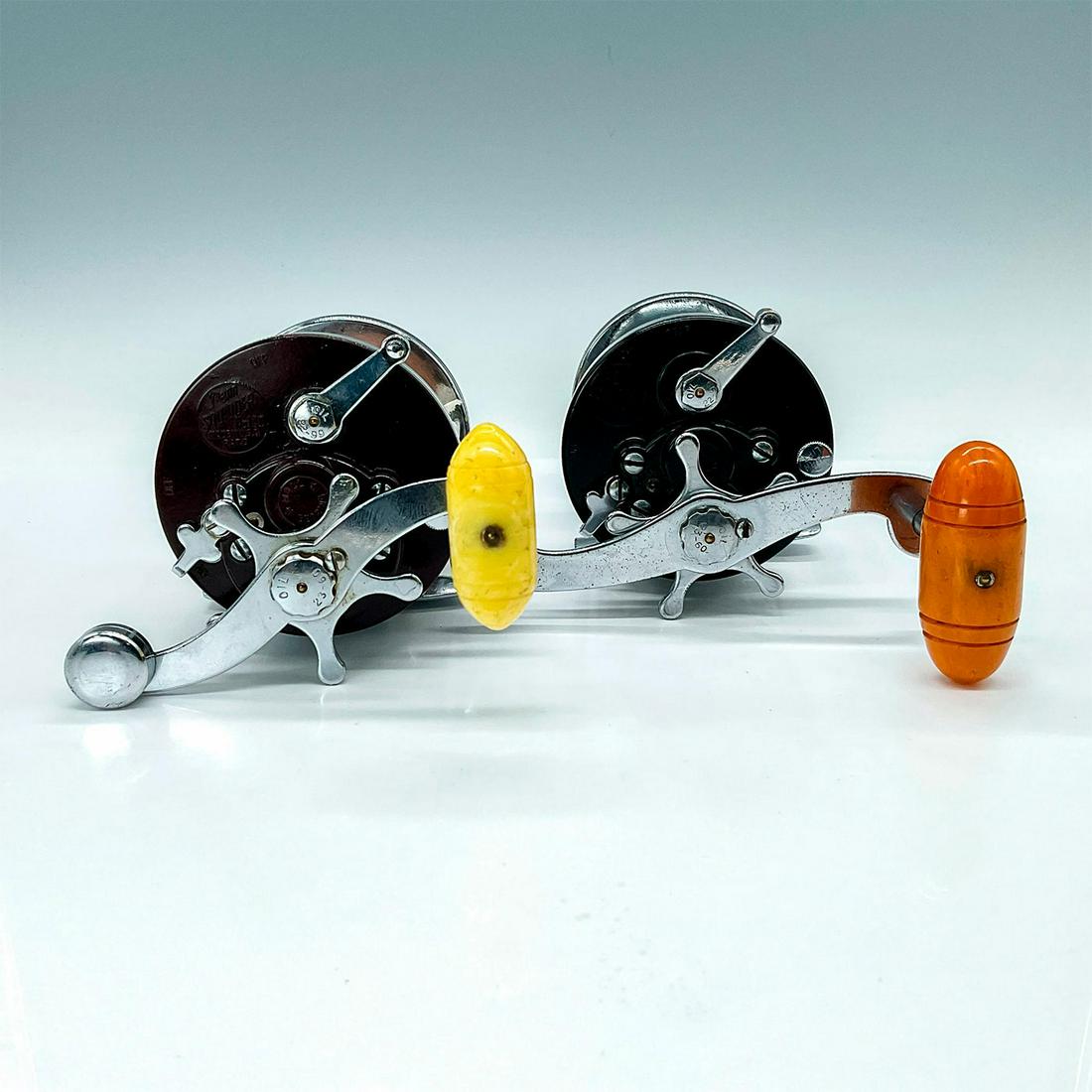 Pair of Vintage Penn Squidder No. 140 Casting Reels (1 of 3)