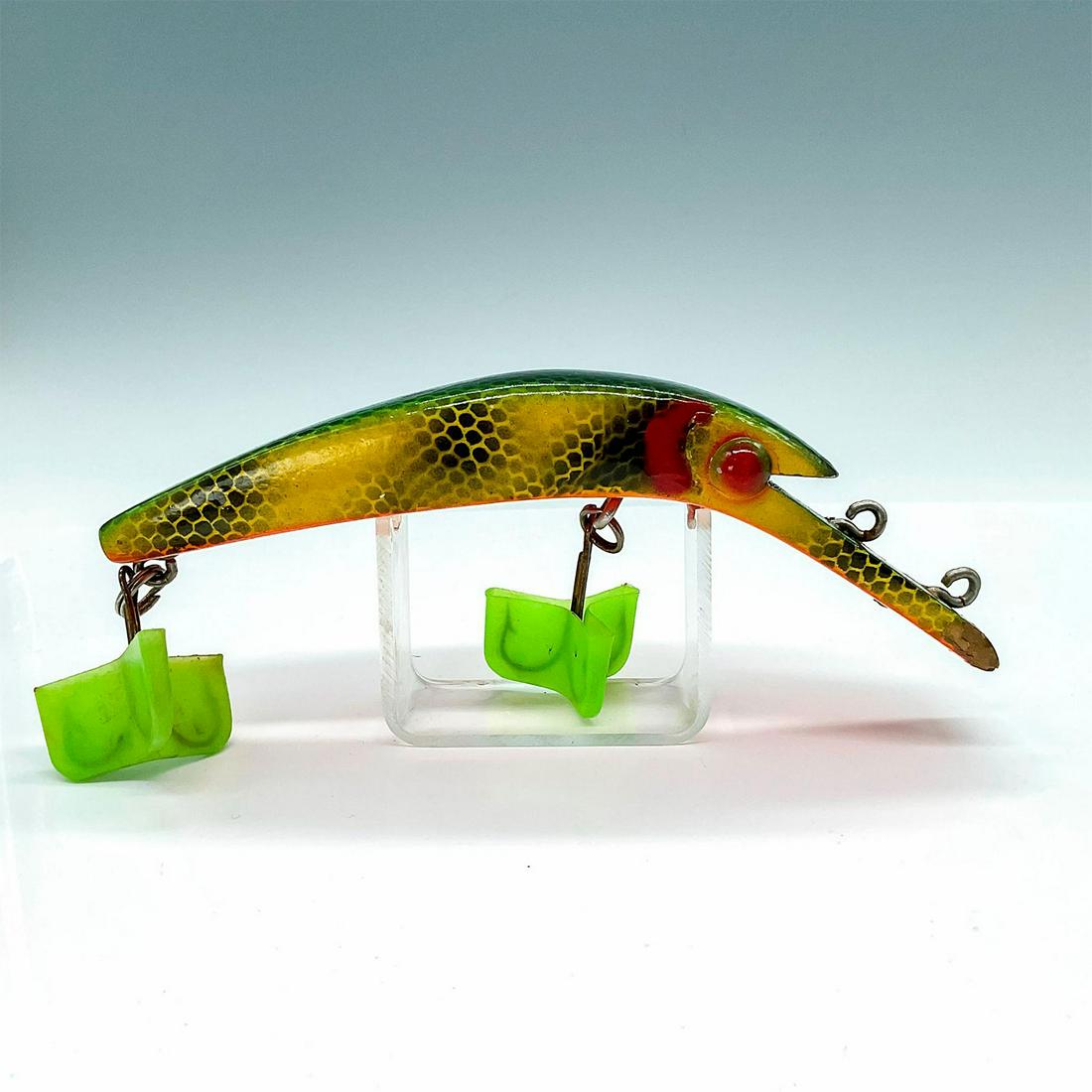 Wooden Lure Green and Yellow w/Black Scale Tack Eyes (1 of 3)