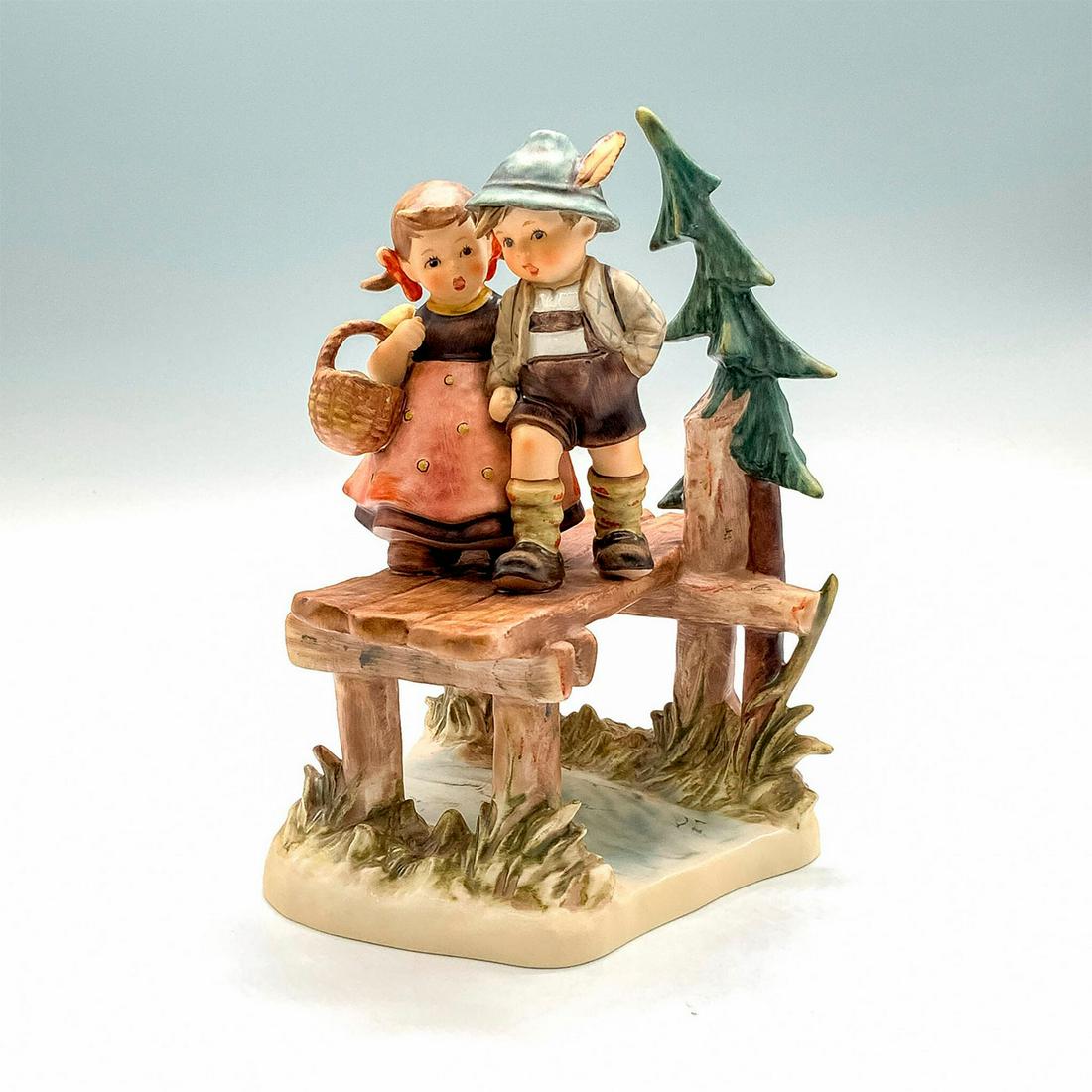 Goebel Hummel Figurine, On Our Way 472 (1 of 7)
