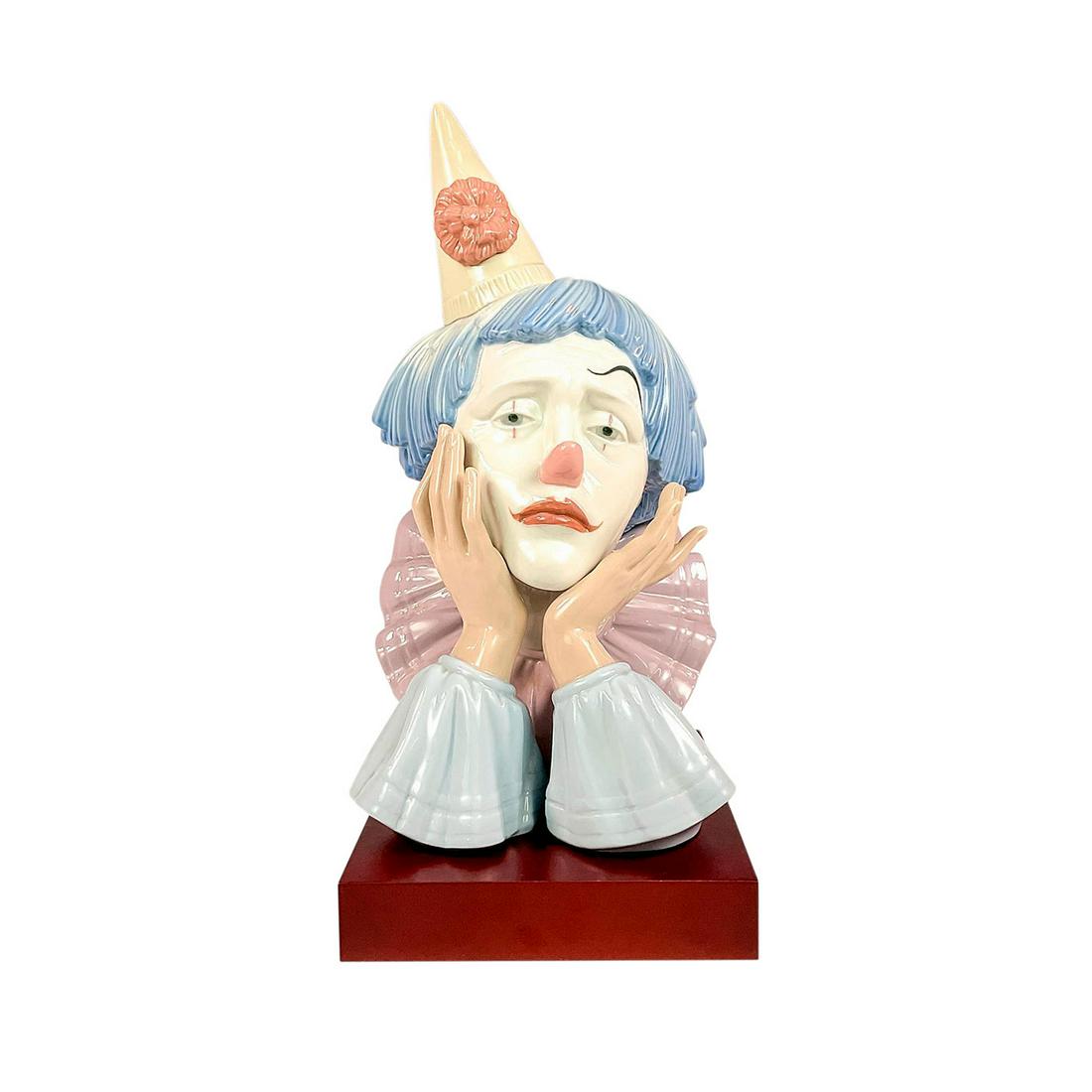 Lladro Porcelain Figurine, Jester With Base 1005129 (1 of 3)