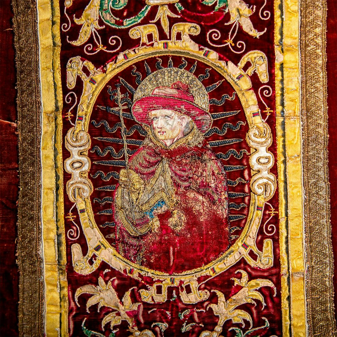 17th Century Italian Ecclesiastic Chasuble, Virgin Mary and Franciscan Saints (1 of 10)