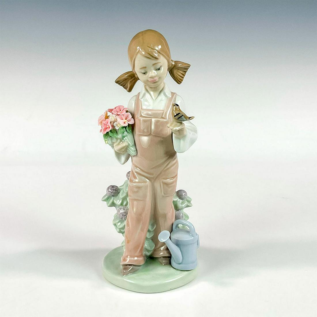 Spring 1005217 - Lladro Porcelain Figurine (1 of 3)