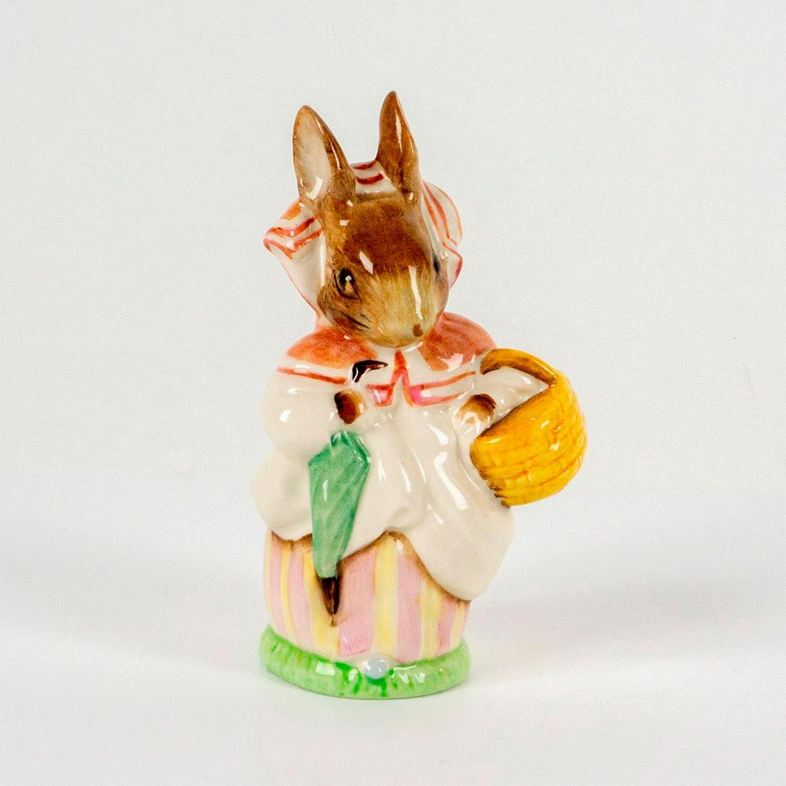 Beswick Beatrix Potter's Figurine, Mrs. Rabbit (1 of 3)