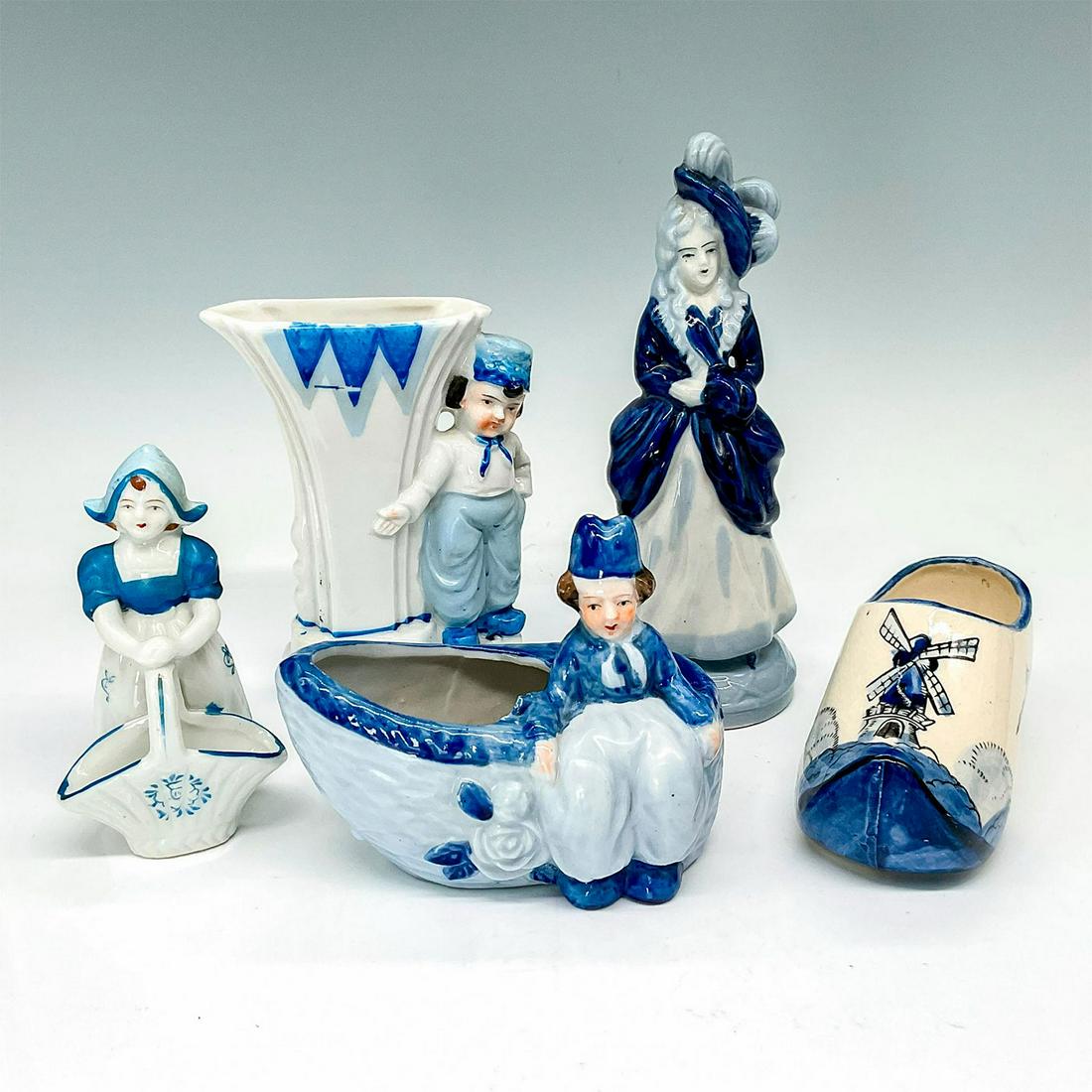 5pc Porcelain Japanese Dutch Style Figures and Vases (1 of 3)