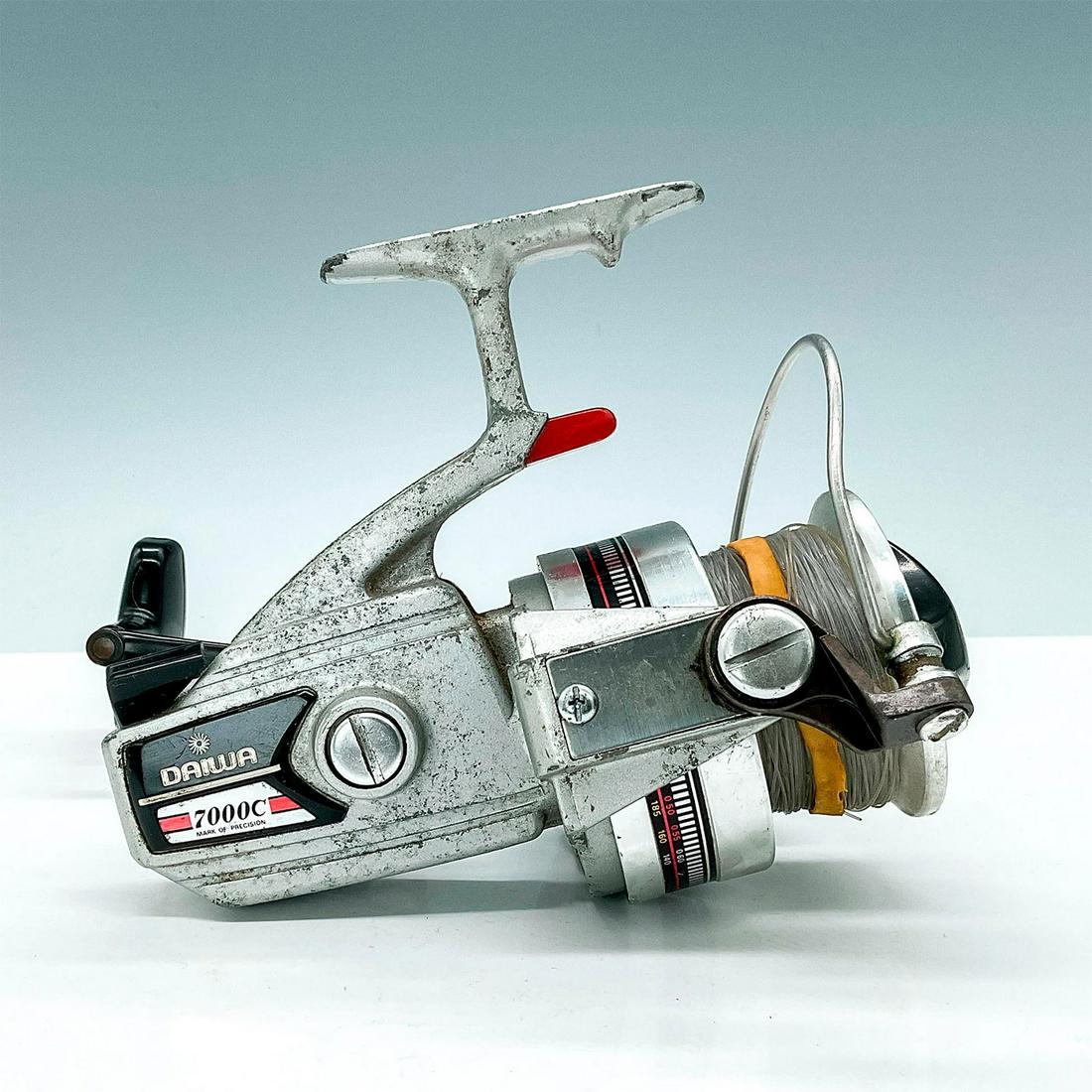 Daiwa 7000 C Spinning Reel (1 of 3)