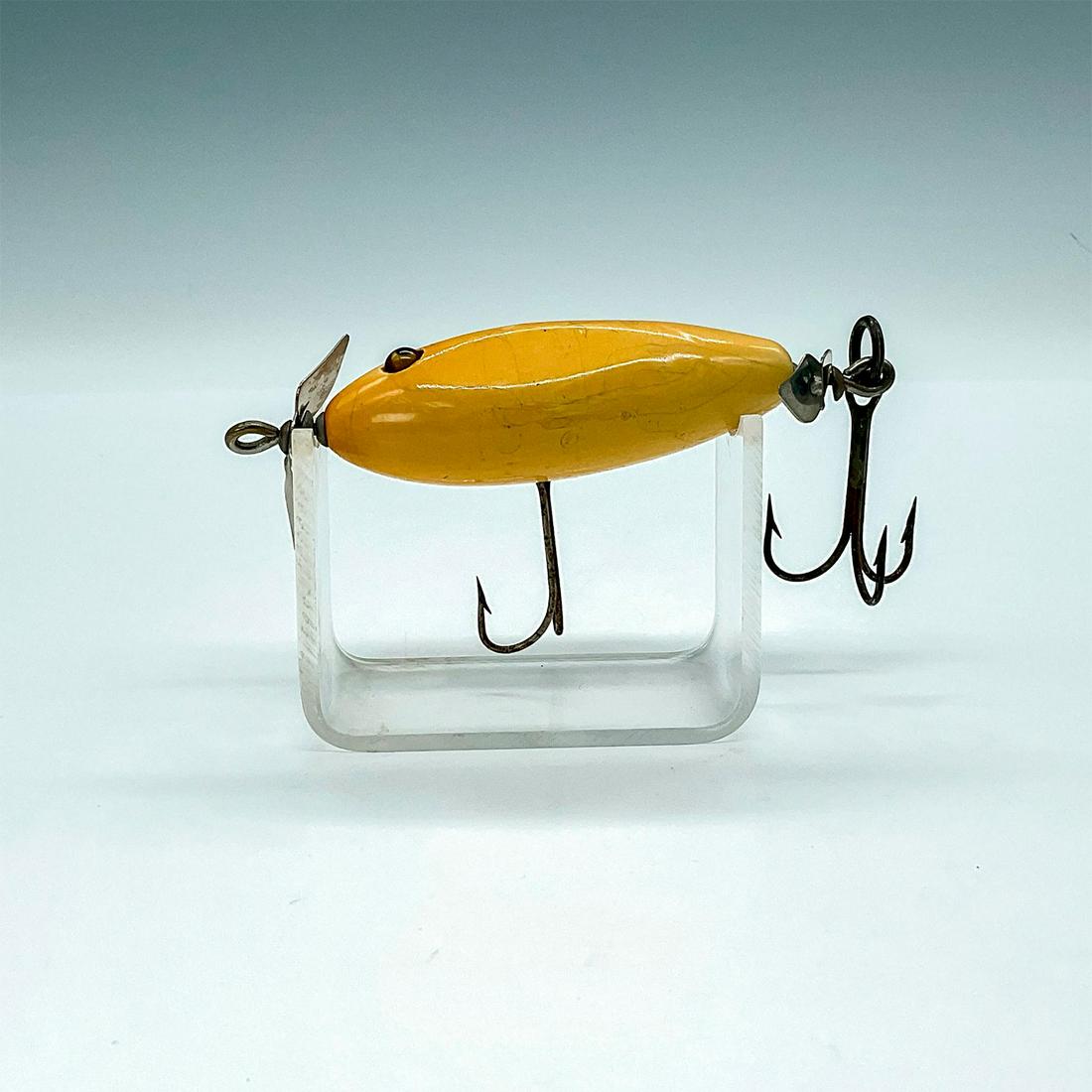 Creek Chub Small Injured Minnow Luminous Lure (1 of 3)