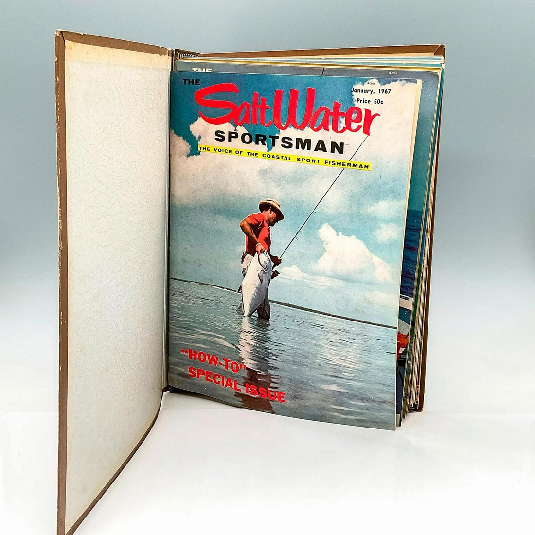 15pc Vintage Saltwater Sportsman Magazines 1967-1968: Great collection of vintage magazines collected in a magazine binder. Each magazine is complete with advertisements, articles, and photographs. This collection includes Jan-Dec of 1967 and Jan-Mar 196