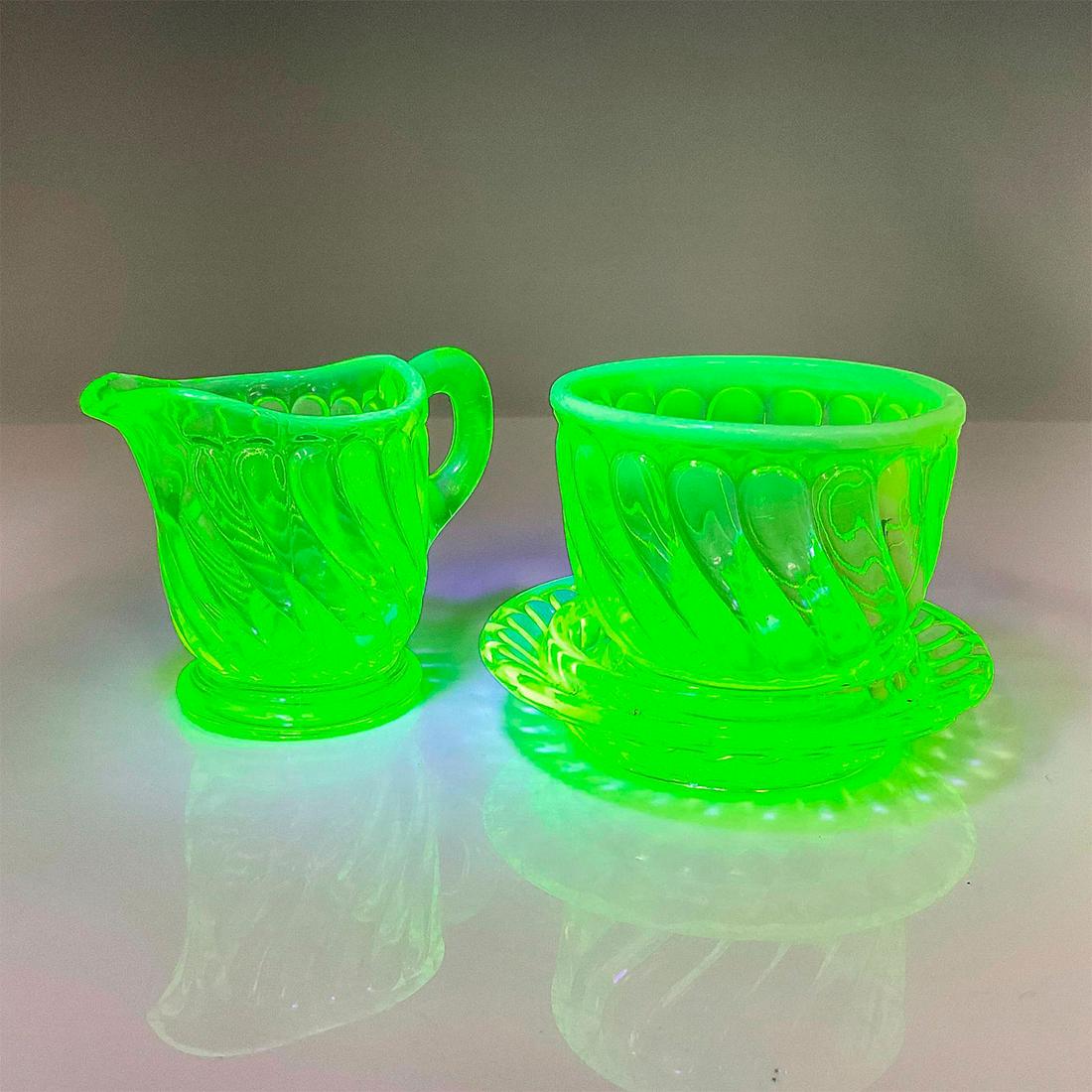 3pc Yellow Vaseline Glass Sugar Bowl and Creamer (1 of 3)