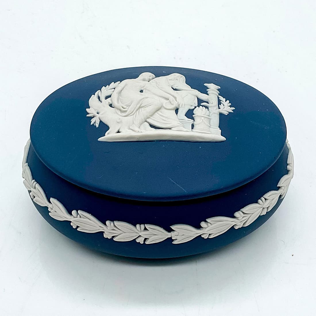 Vintage Wedgwood Jasperware Covered Dish (1 of 4)