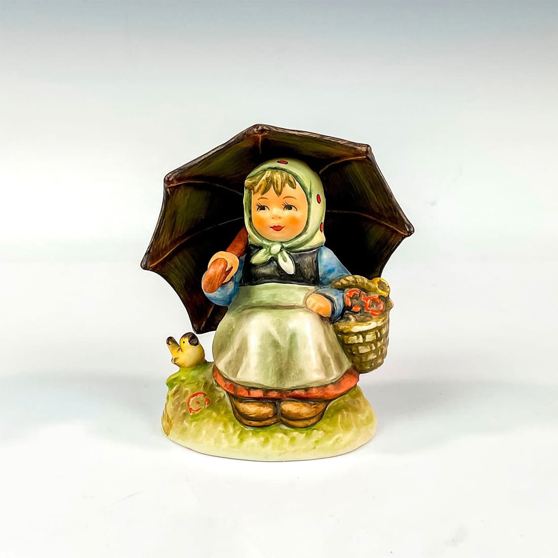 Goebel Hummel Figurine, Smiling Through 408 (1 of 3)