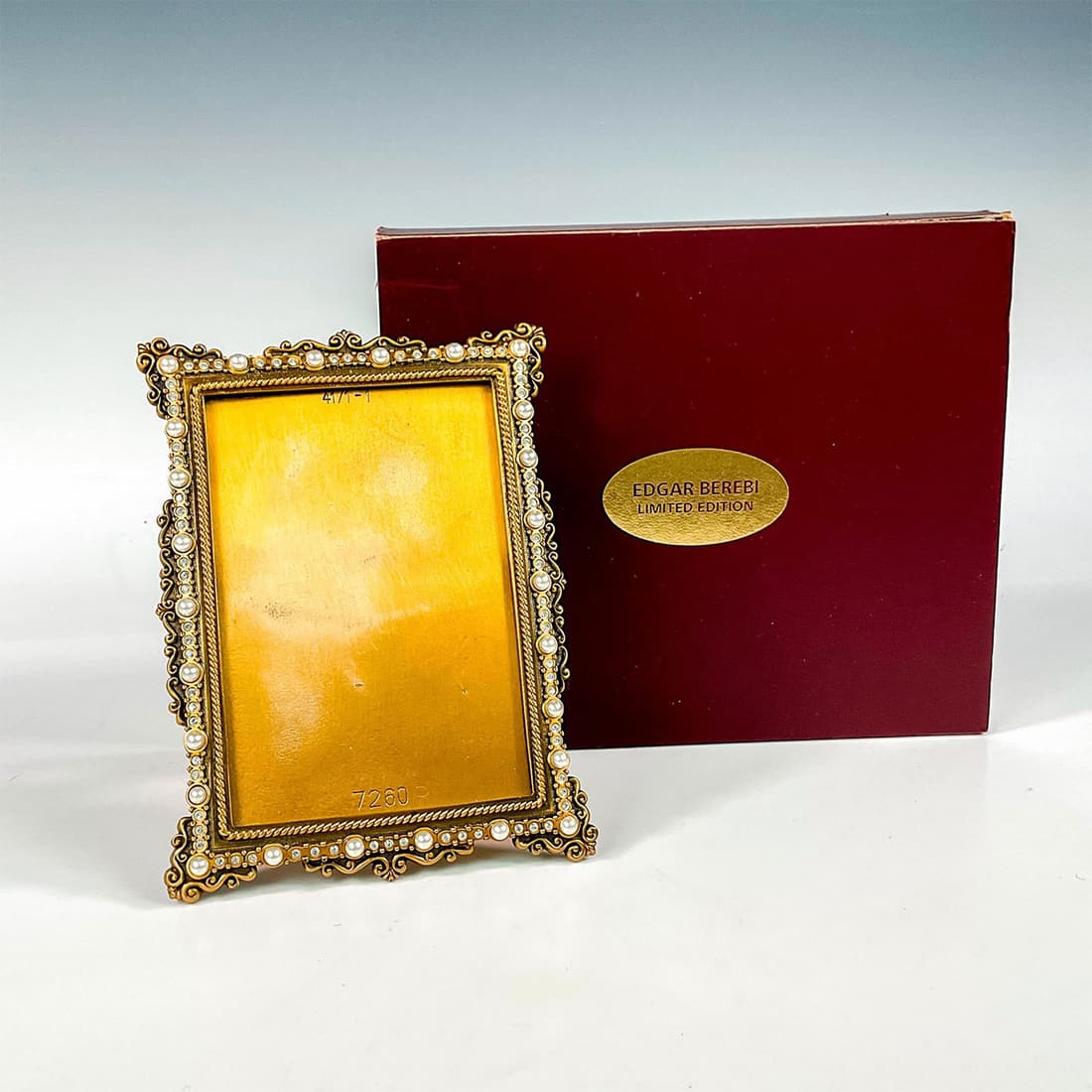 Edgar Berebi Limited Edition Lucretia II 2-Way Frame 7260/7 (1 of 2)