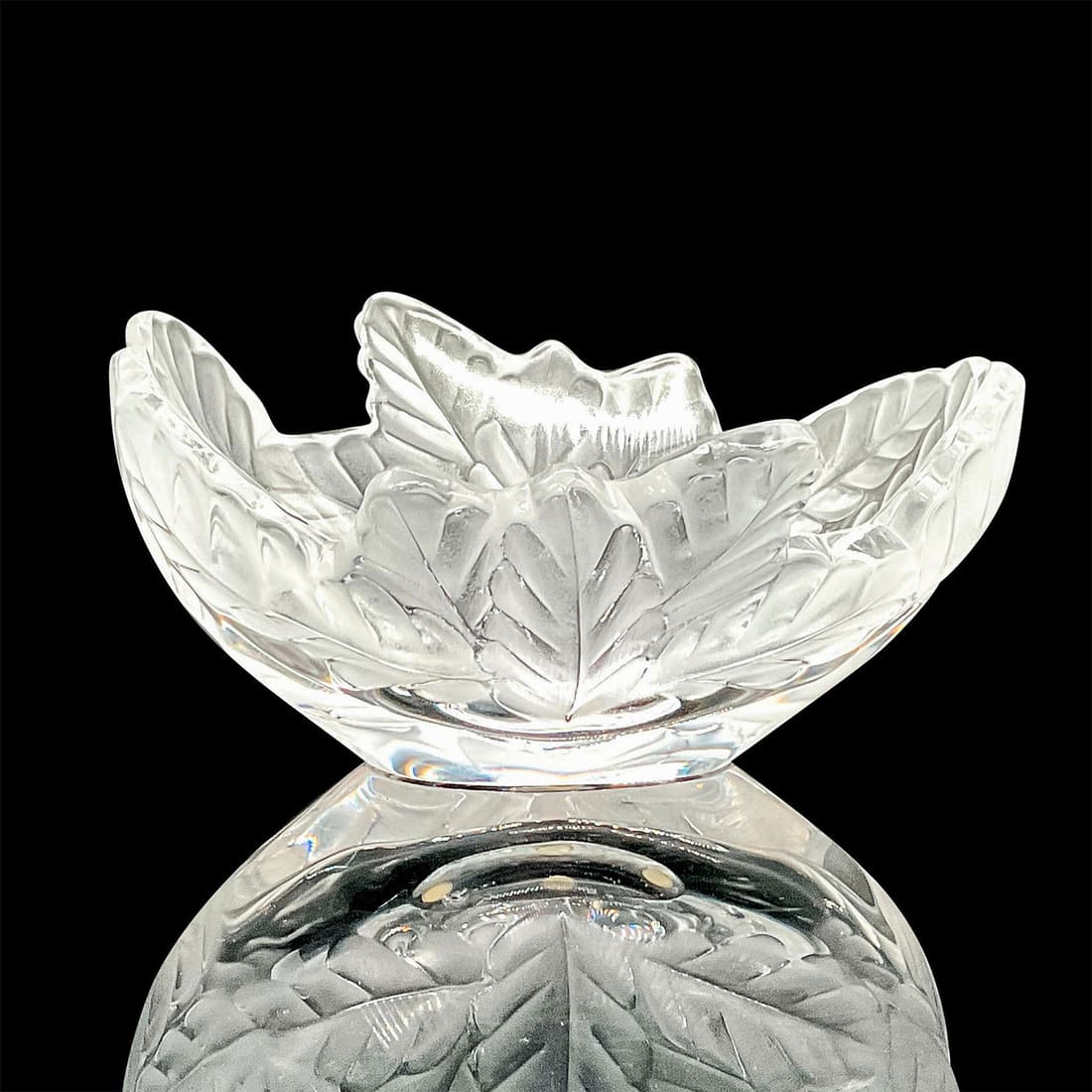 Lalique Crystal Leaf Bowl, Compiegne (1 of 4)