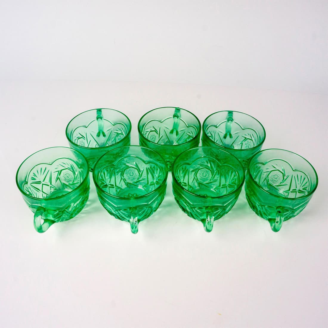 7pc Green Glass Punchbowl Glasses Pinwheel and Fan (1 of 2)