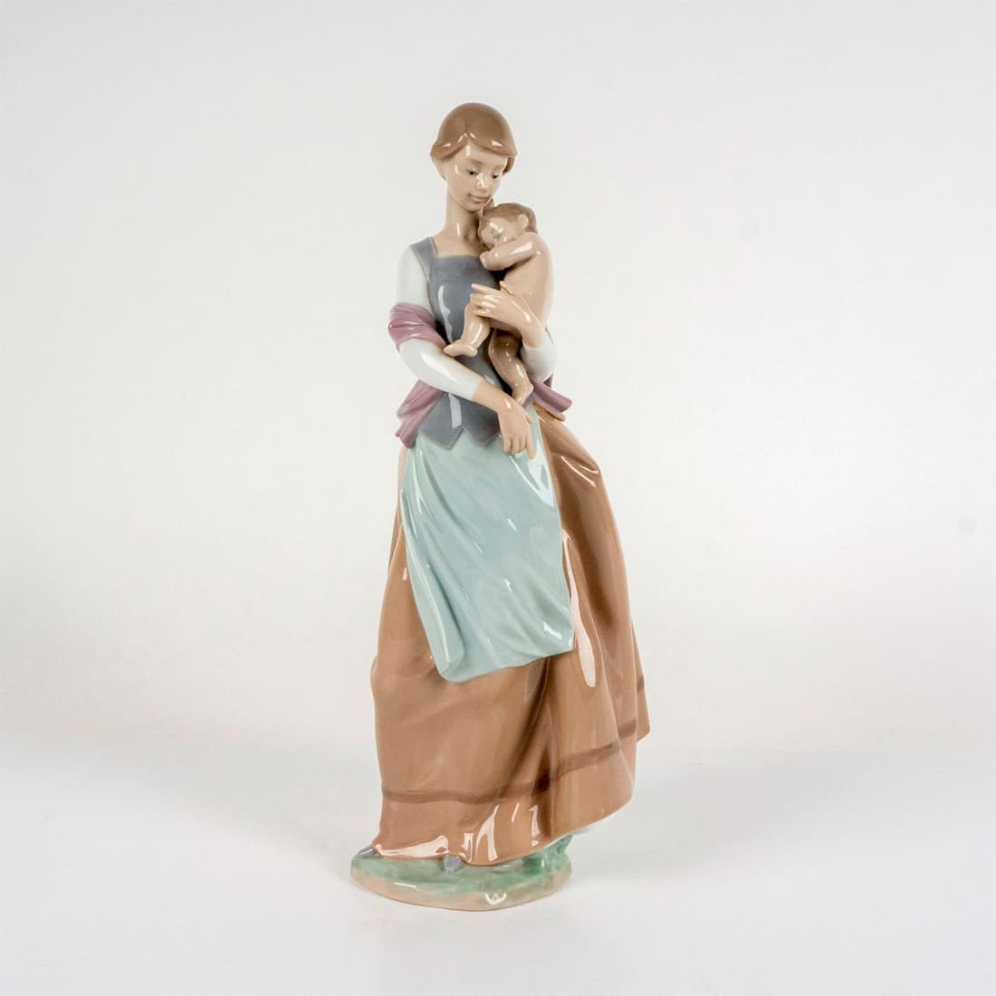 Peaceful Moment 1006179 - Lladro Porcelain Figurine (1 of 3)
