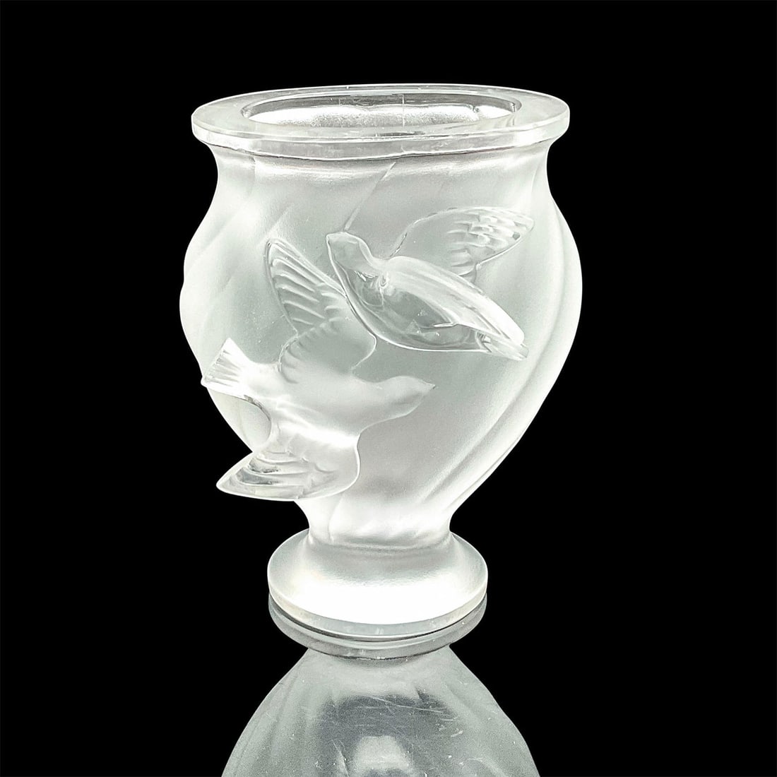 Lalique Crystal Rosine Frosted Bird Vase (1 of 3)