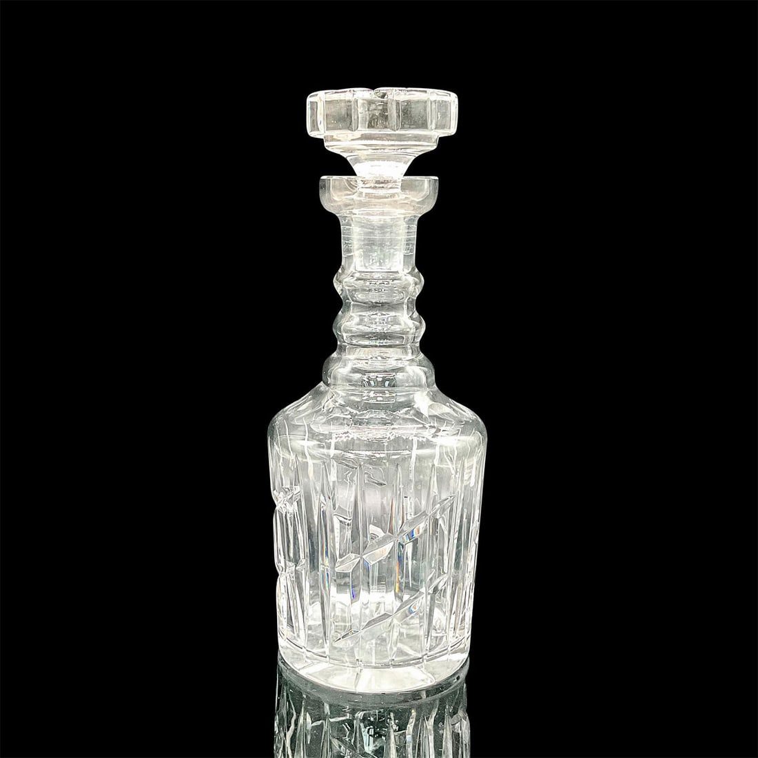 Vintage Crystal Decanter with Stopper (1 of 2)