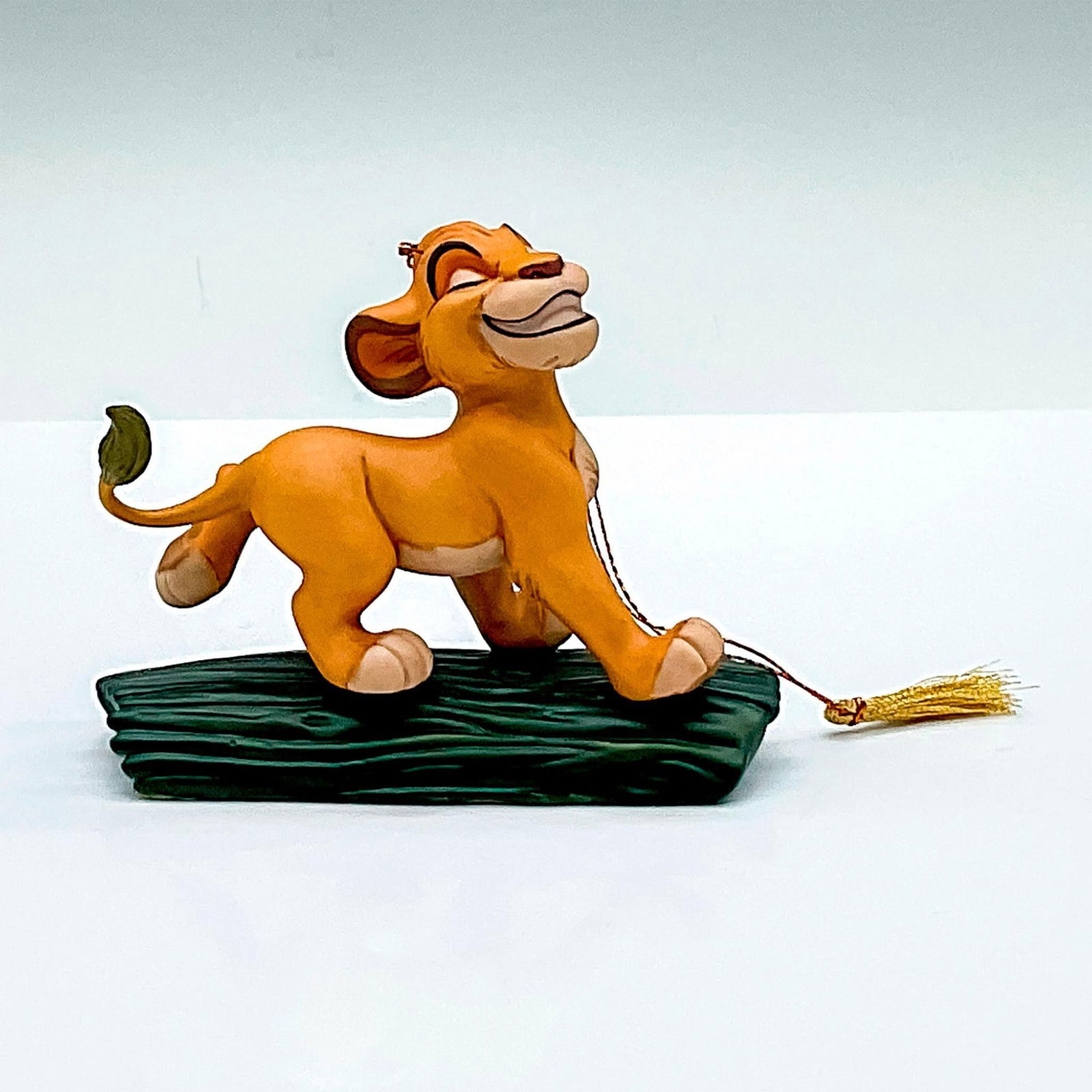 Walt Disney Classics Ornament, Hakuna Matata (1 of 3)