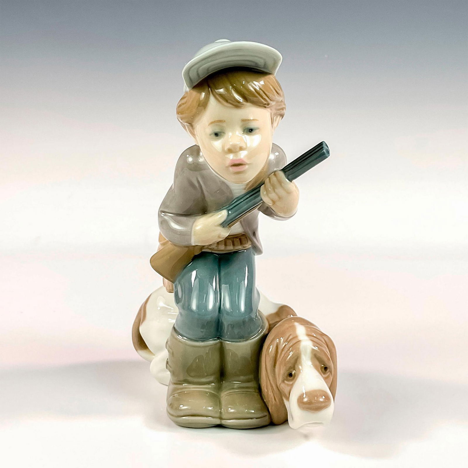 Hunter Puppet 1004971 - Lladro Porcelain Figurine (1 of 3)