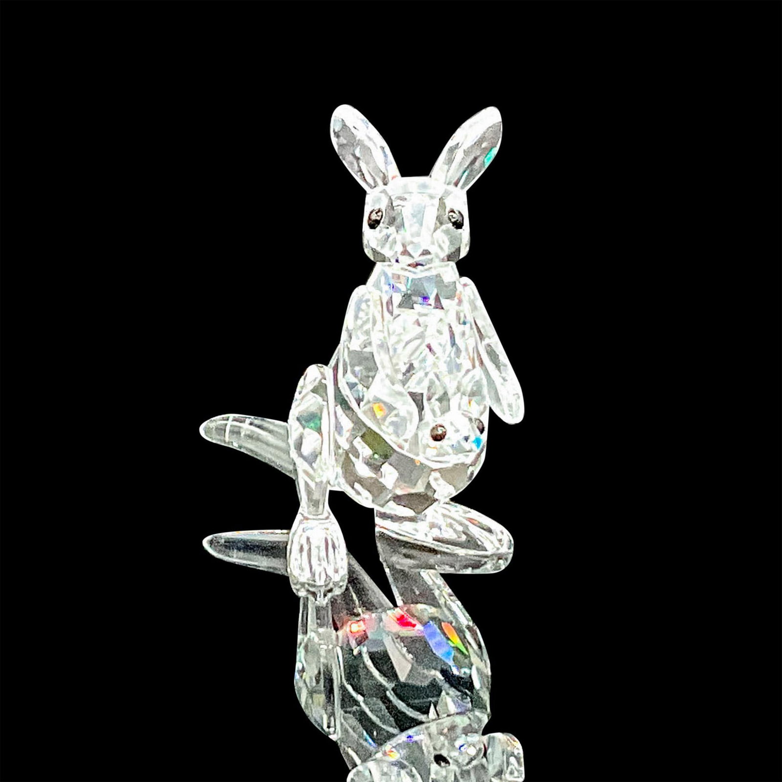 Kangaroo with Baby Joey - Swarovski Silver Crystal Figurine: Part of the 'Rare Encounters' group. Crystal clear with black crystal eyes. Swarovski etched marking on the base. This item has its original box: 3.25"W x 6"H. Artist: Gabriele Stamey Issued: c. 1994-