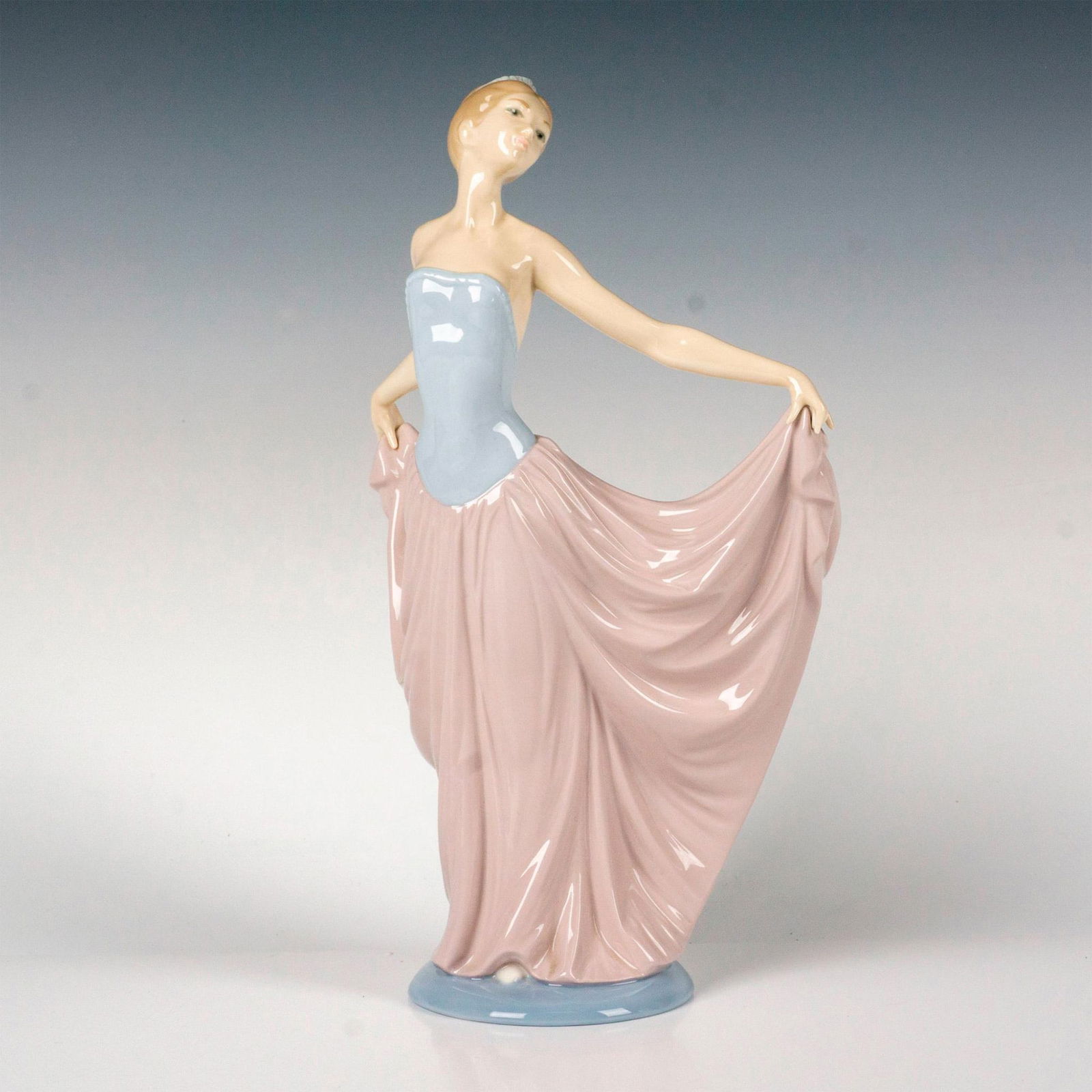 Dancer 1005050 - Lladro Porcelain Figurine (1 of 3)