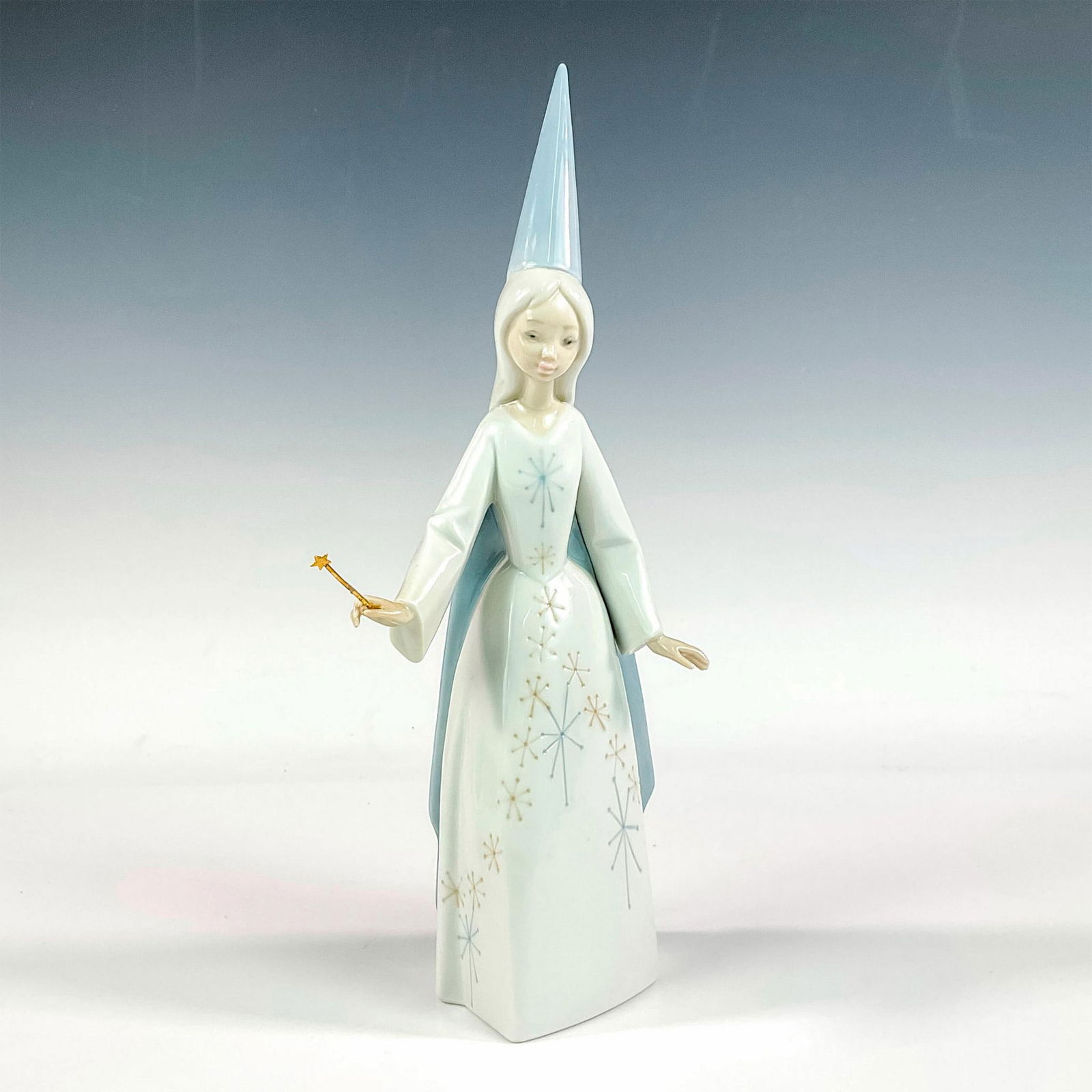 Fairy 1004595 - Lladro Porcelain Figurine (1 of 3)