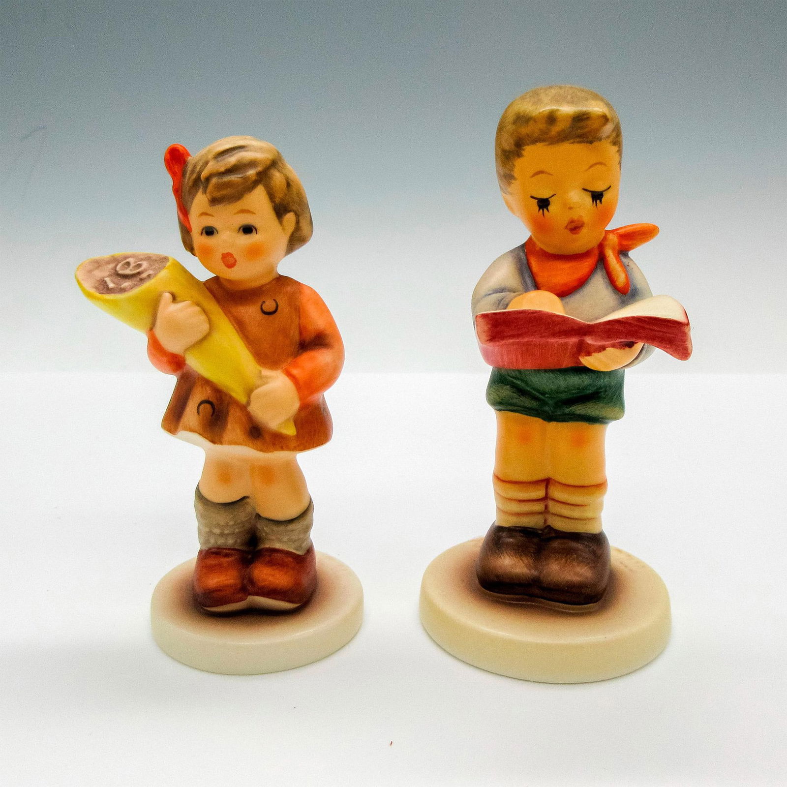 2pc Goebel Hummel Figurines, Honor Student 2087 (1 of 3)