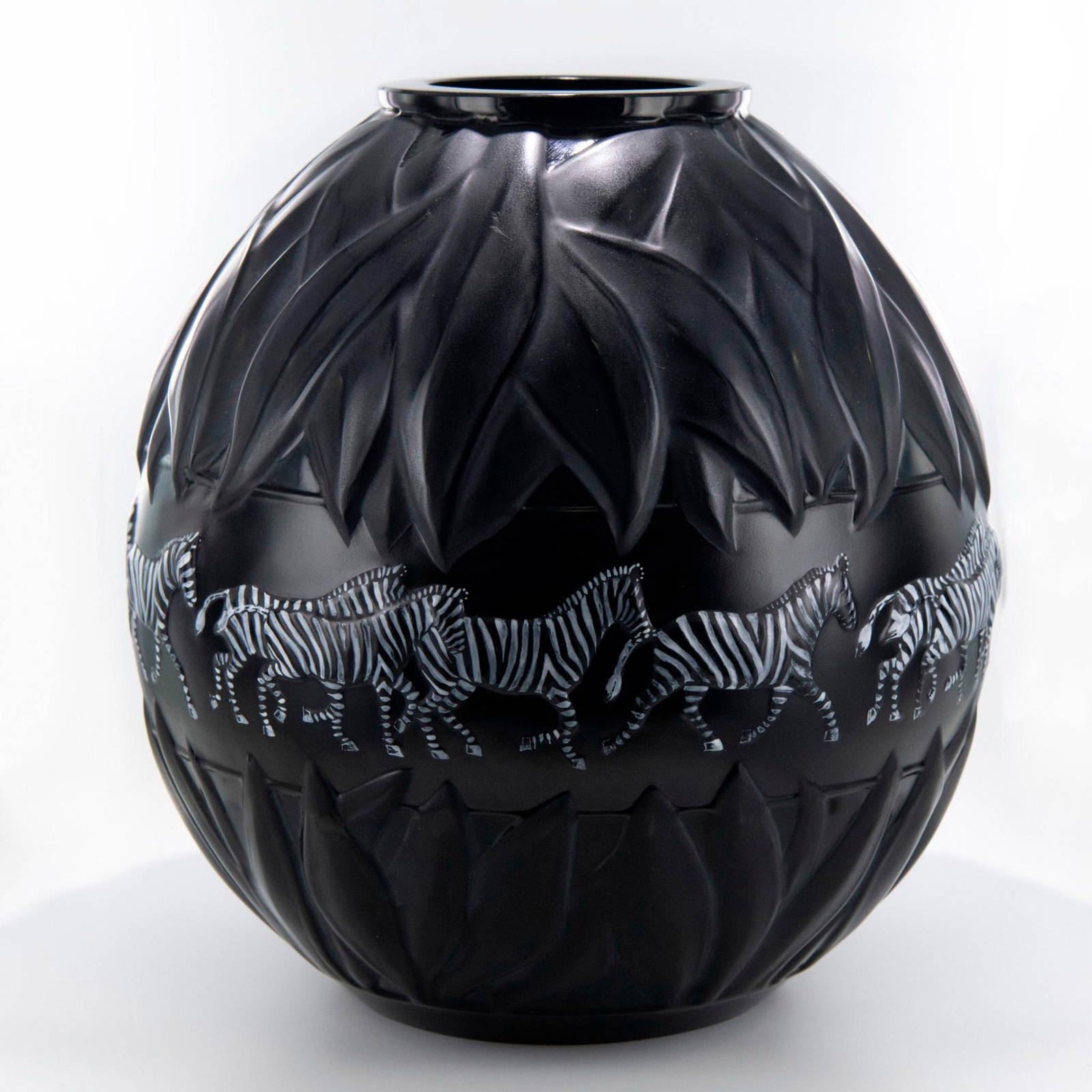 Lalique Black Crystal Tanzania Zebra Vase Auction