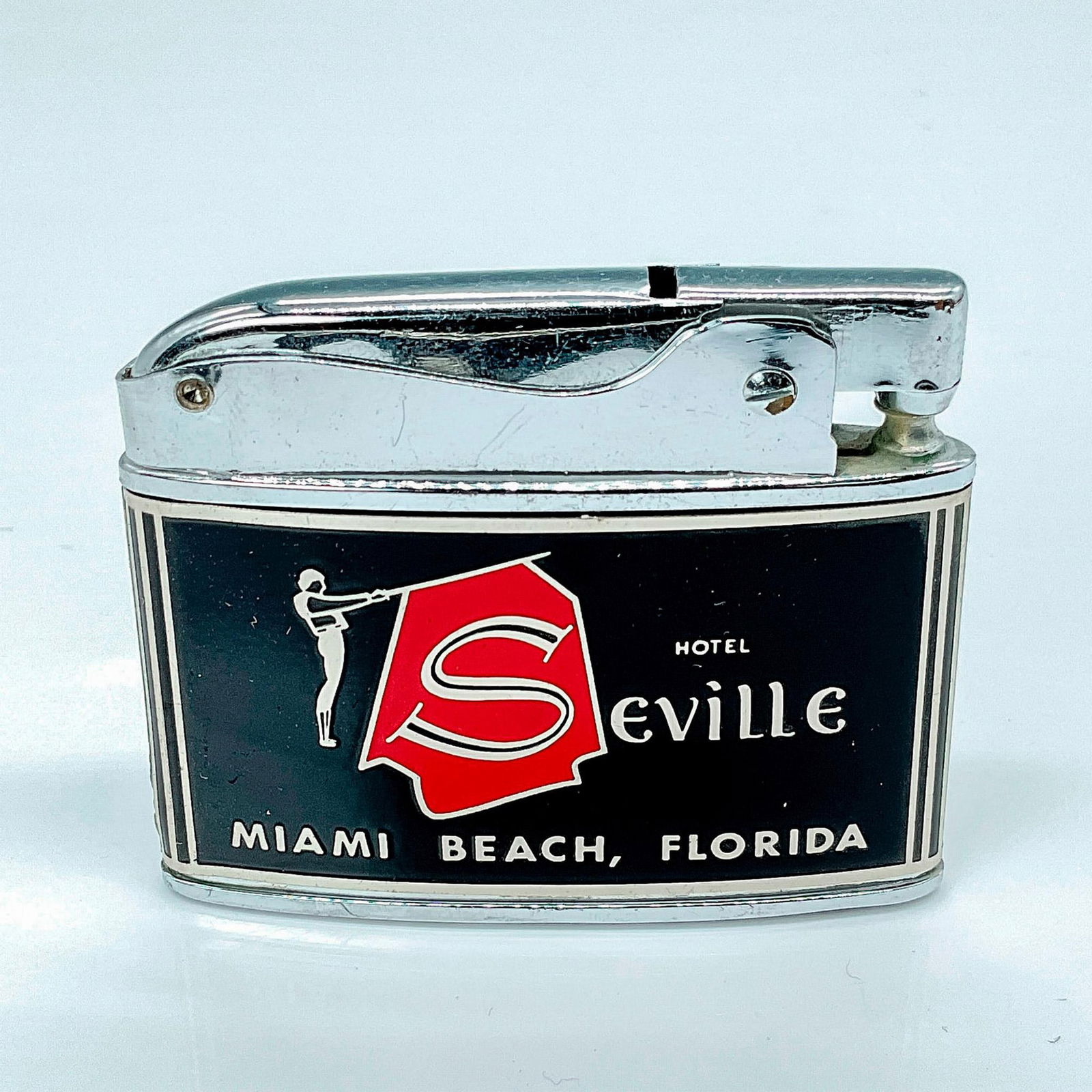Wellington Balboa Lighter, Hotel Seville Miami Beach Florida (1 of 3)