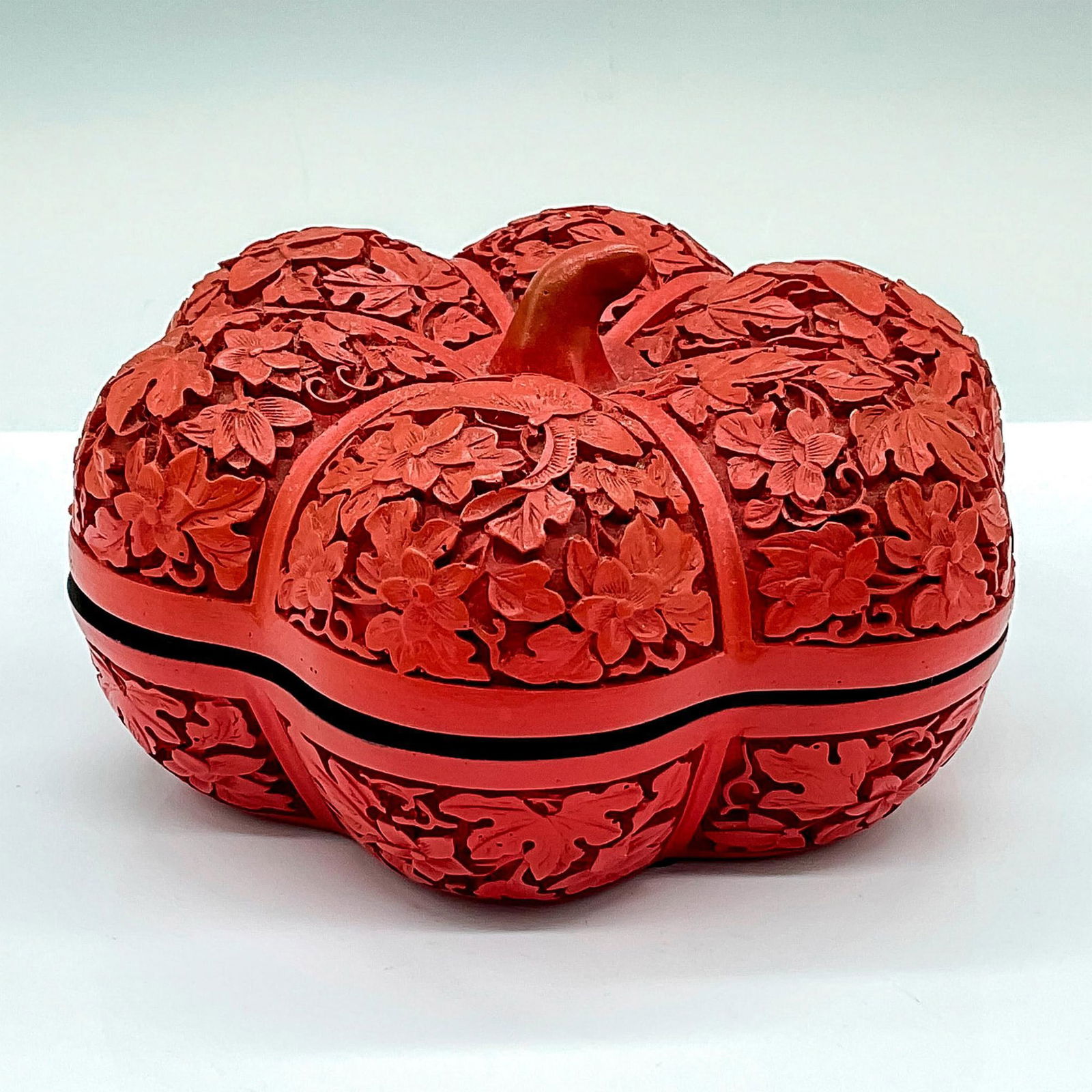Chinese Carved Cinnabar Lacquer Pumpkin Box (1 of 3)