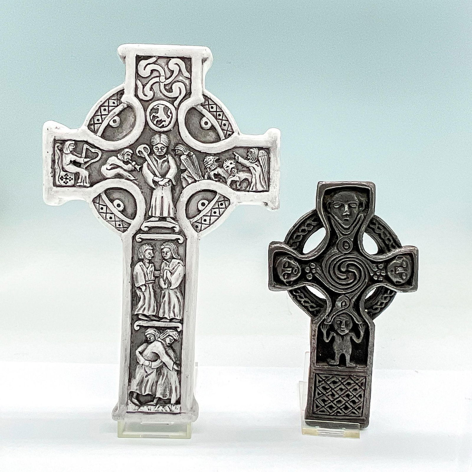 2pc Ceramic and Resin Irish and Gallen Priory Crosses (1 of 2)