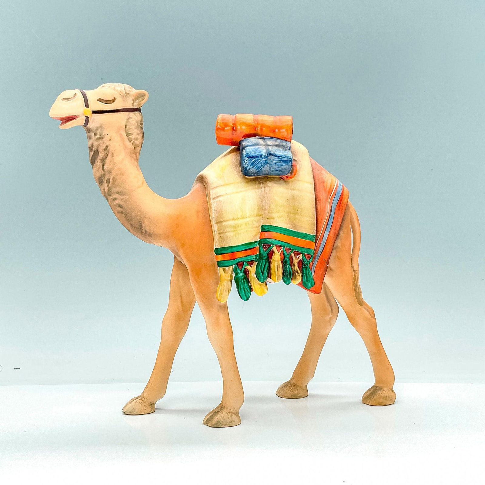 Goebel Hummel Figurine Nativity Camel Standing (1 of 3)