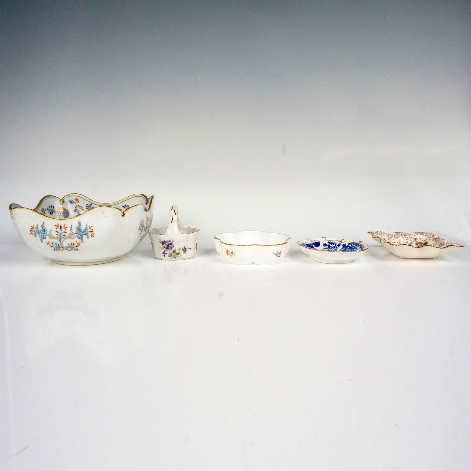 5pc Porcelain Mantel and Side Table Set (1 of 5)