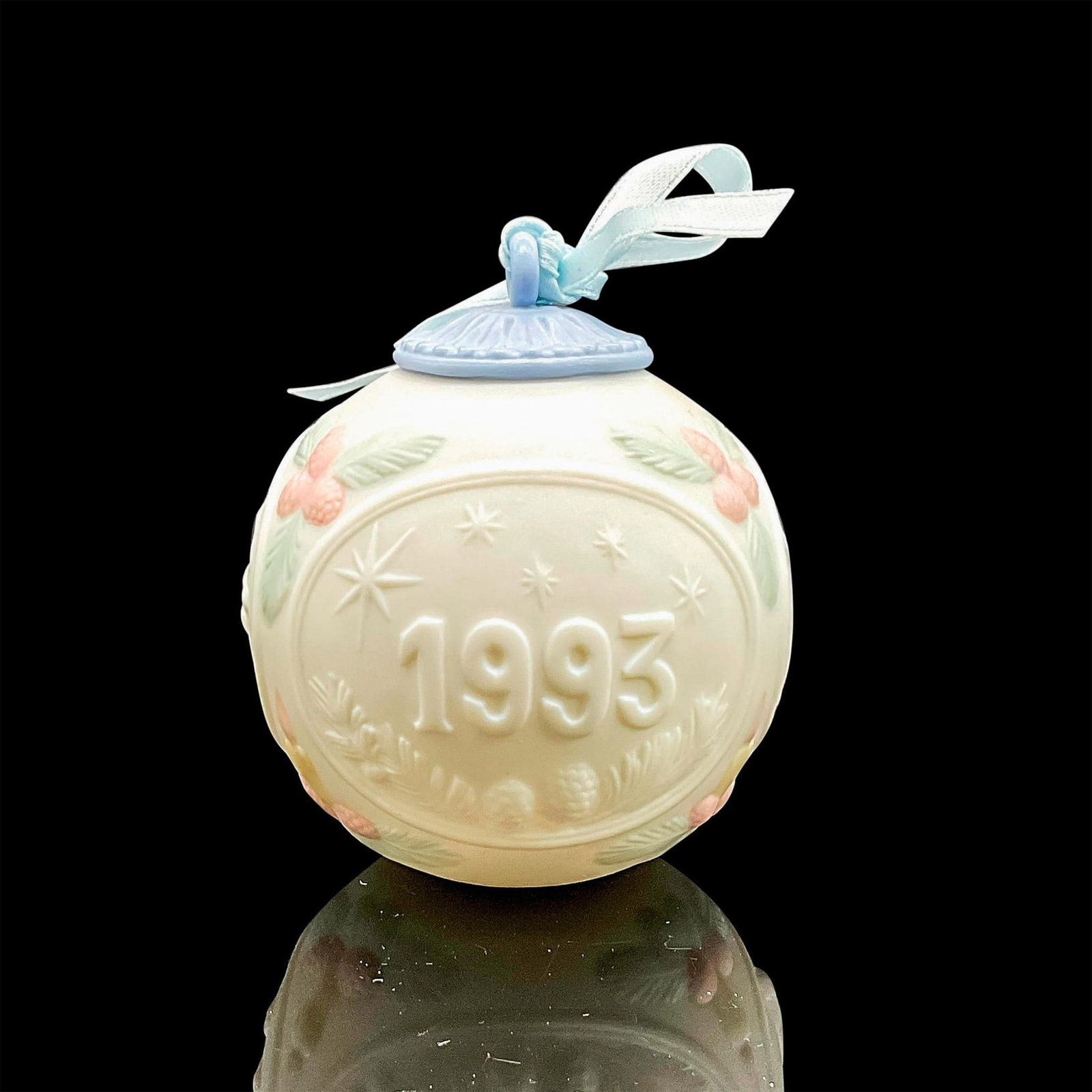1993 Christmas Ball 1016009 - Lladro Porcelain Ornament: Matte finish; Lladro backstamp. Includes original box measuring 4"L x 5"W x 4.5"H. Artist: Design & Decoration Dept. Issued: 1993 Dimensions: 3"H Manufacturer: Lladro Country of Origin: Spain