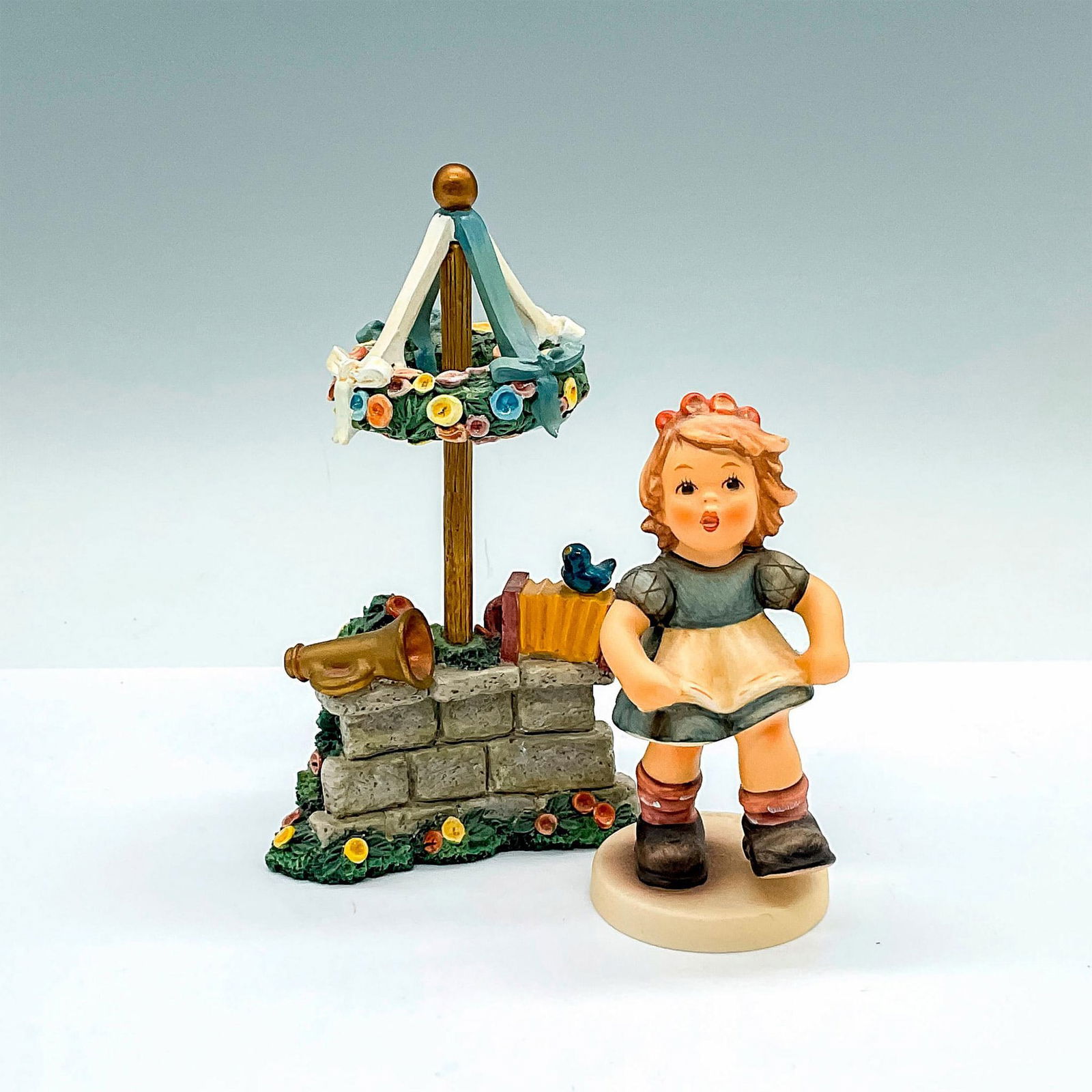 2pc Goebel Hummel Porcelain Figurines, Musik, Please (1 of 4)