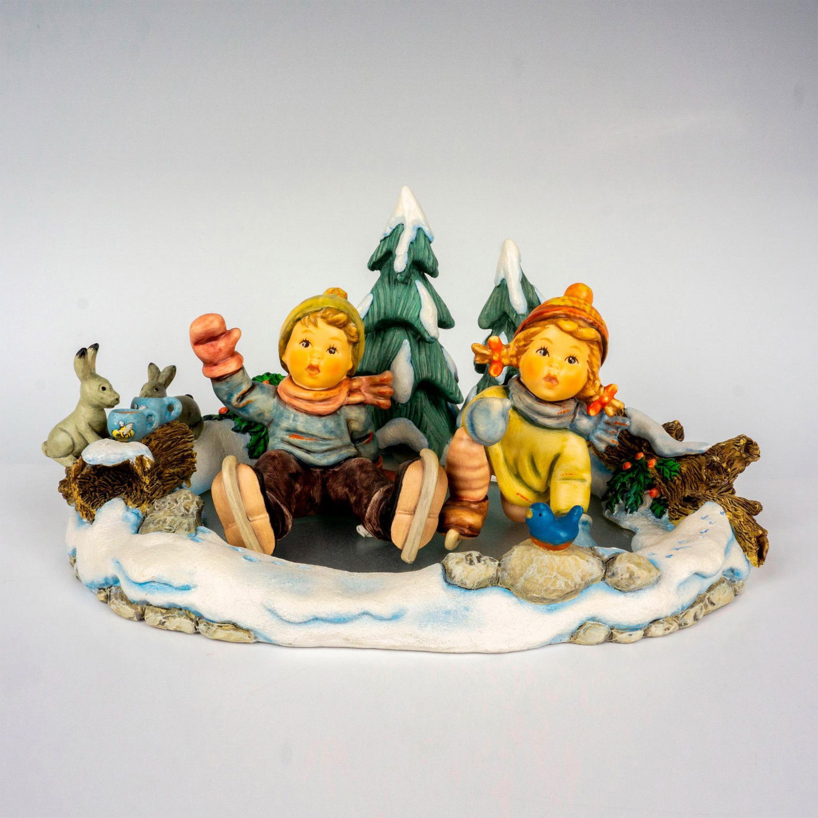 3pc Goebel Hummel Figurines + Base (1 of 4)