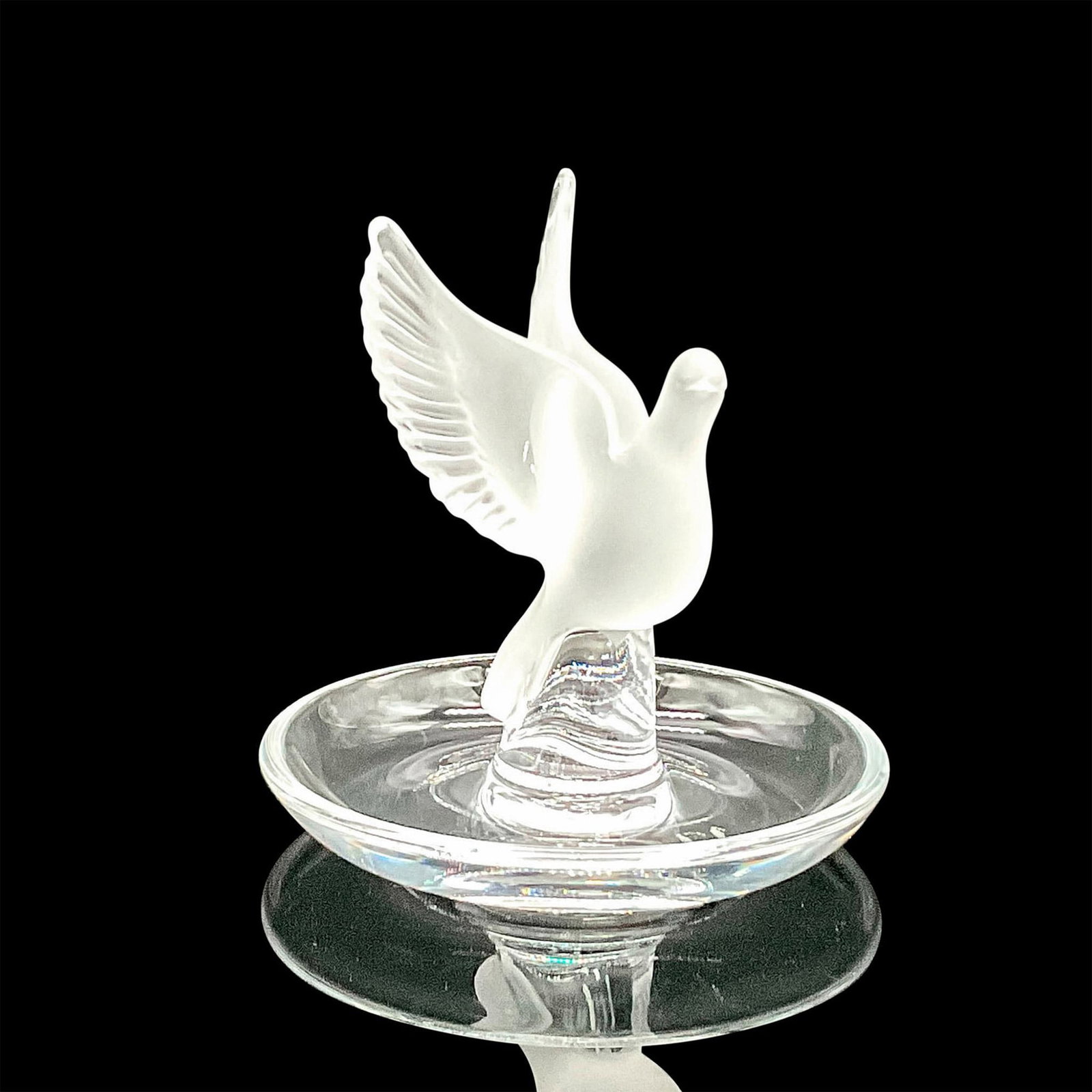Lalique Crystal Ring Tray, Thalie (1 of 4)