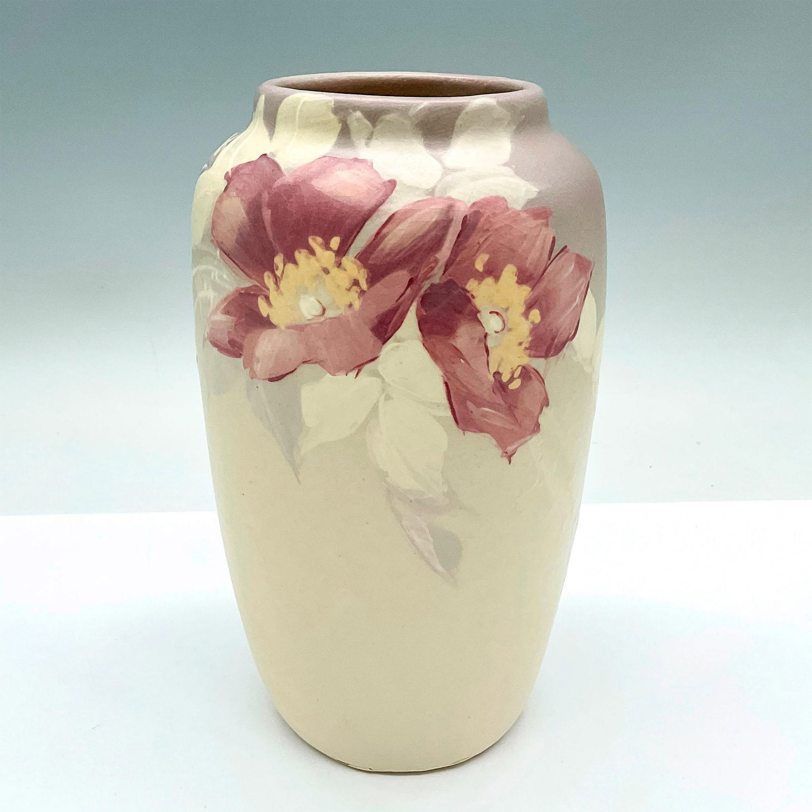 Weller Hudson Light Pottery Vase, Flowering Quince (1 of 4)
