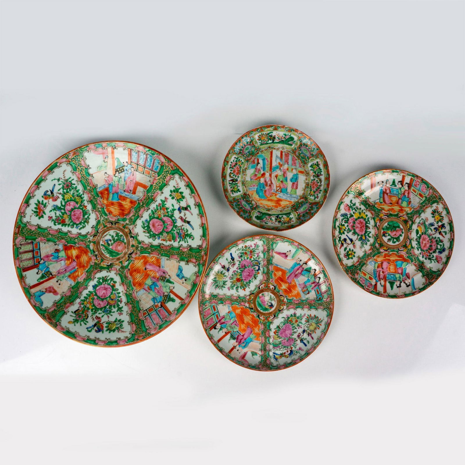 4pc Vintage Chinese Porcelain Hand Painted Plates and Bowl (1 of 3)
