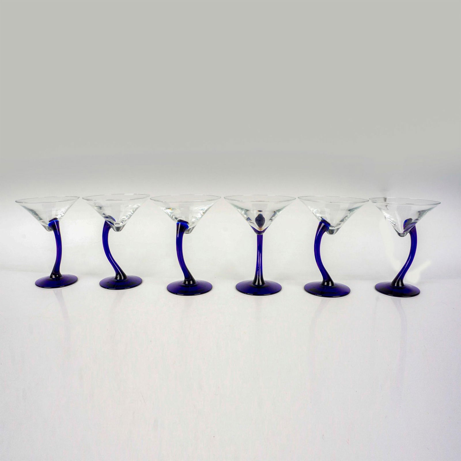 6pc Set of Libbey Bravura Martini Glasses (1 of 2)