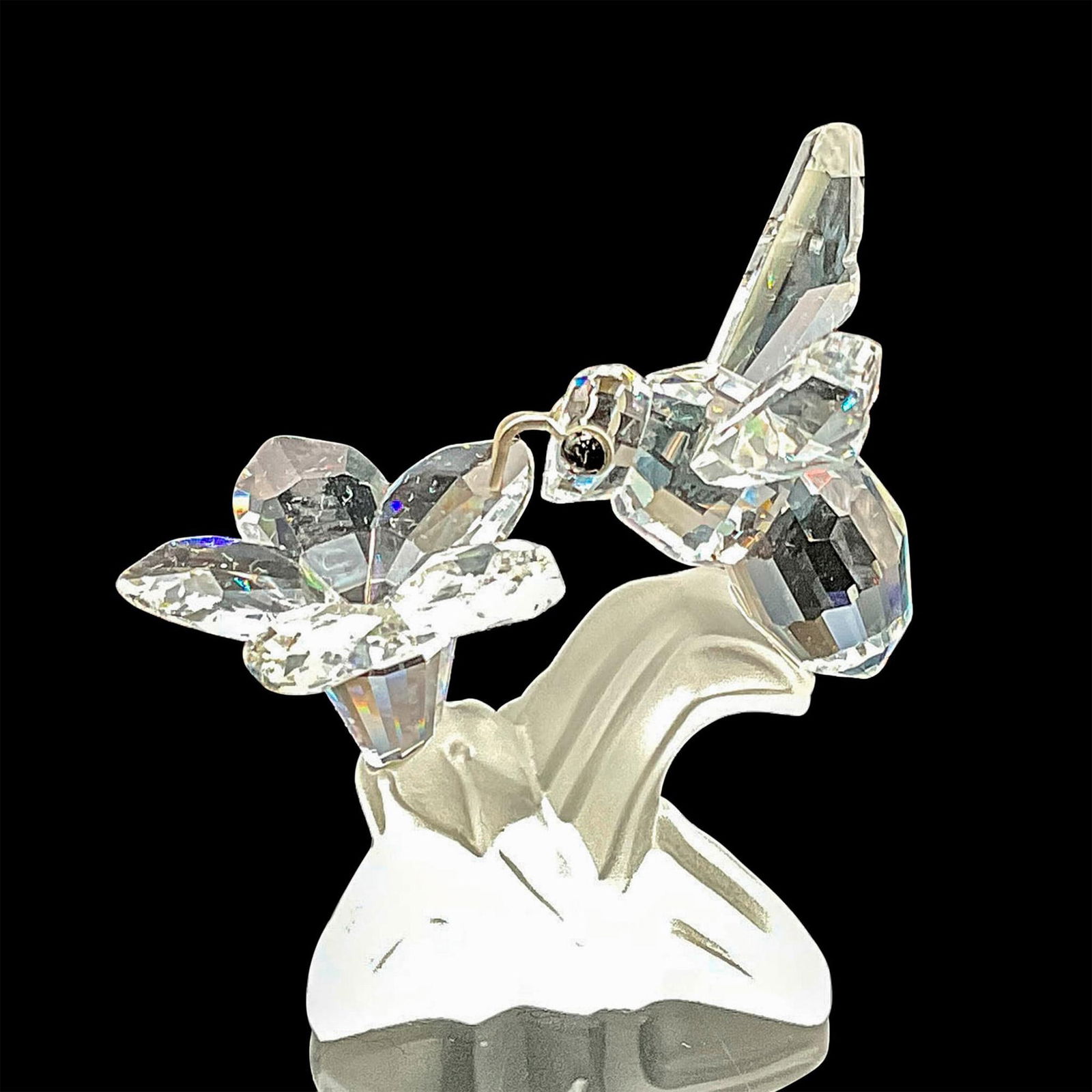 Swarovski Crystal Figurine, Bumblebee on Flower (1 of 3)