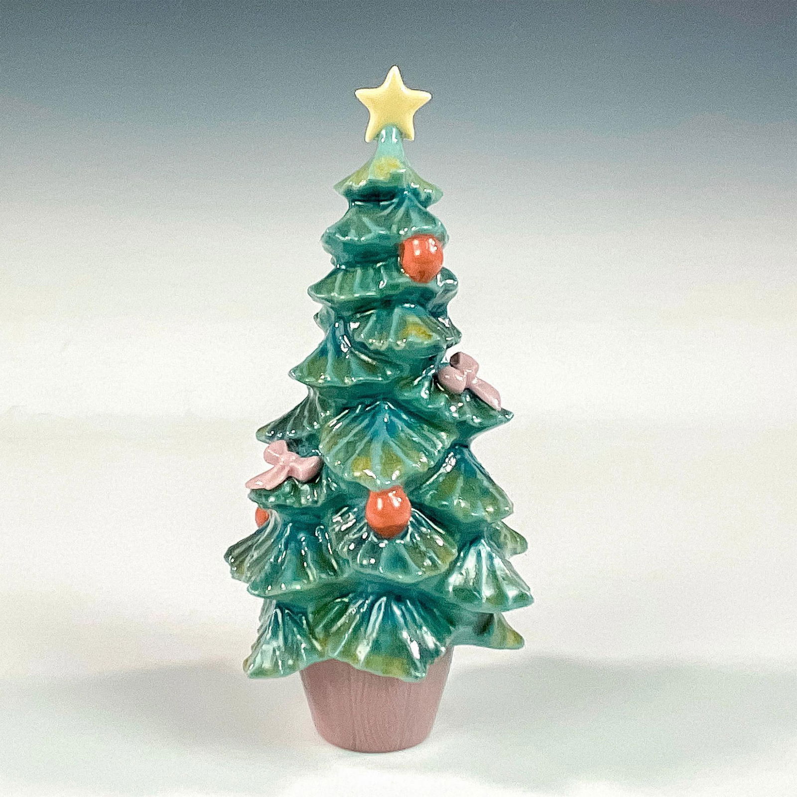 Christmas Tree 1006261 - Lladro Porcelain (1 of 4)