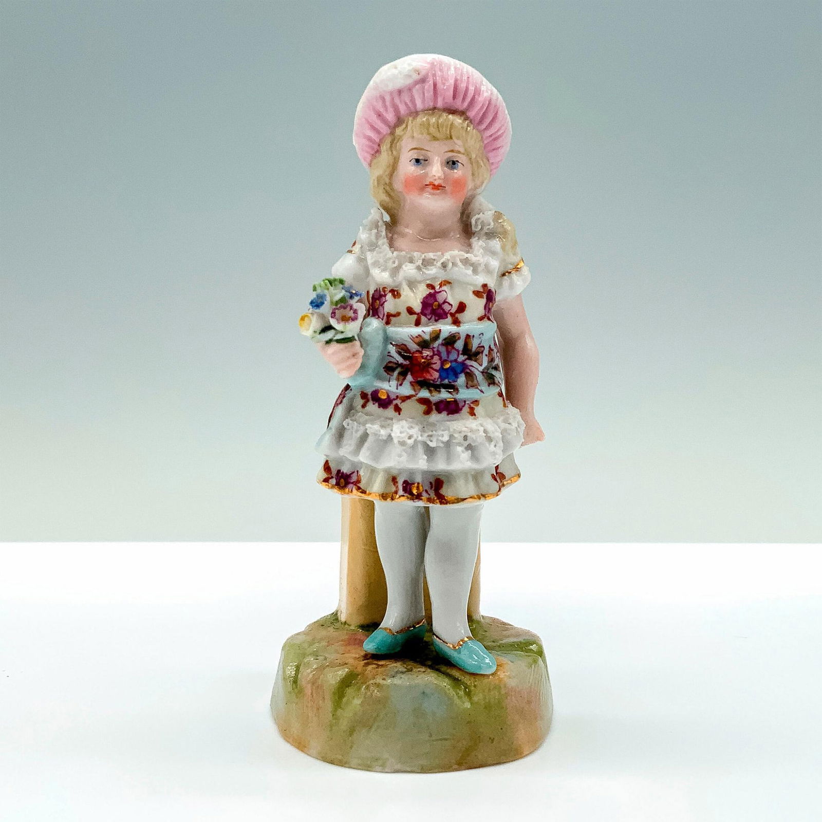 Victorian Porcelain Flower Girl Match Holder (1 of 3)
