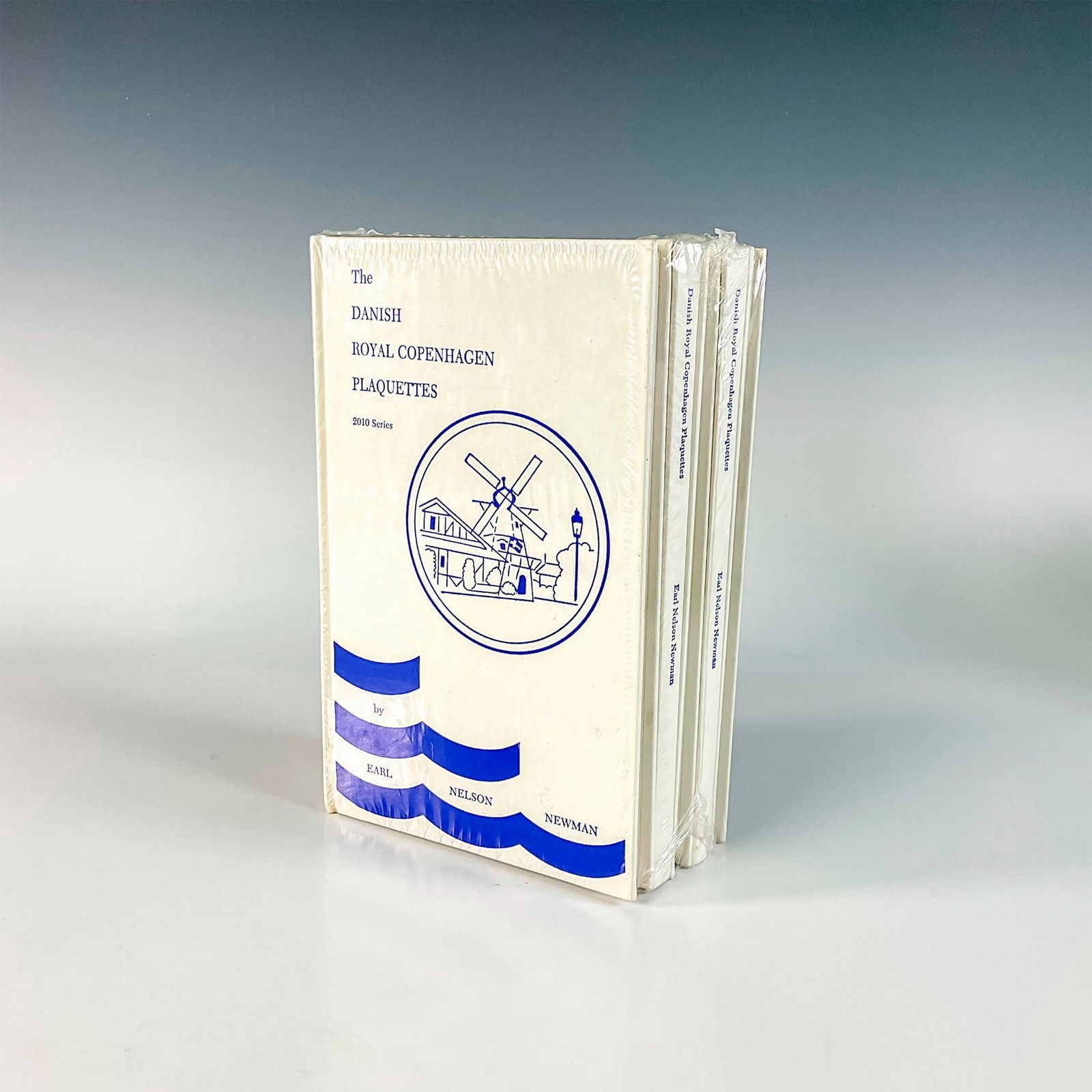 5pc Hardcover Books, The Danish Royal Copenhagen Plaquettes (1 of 3)