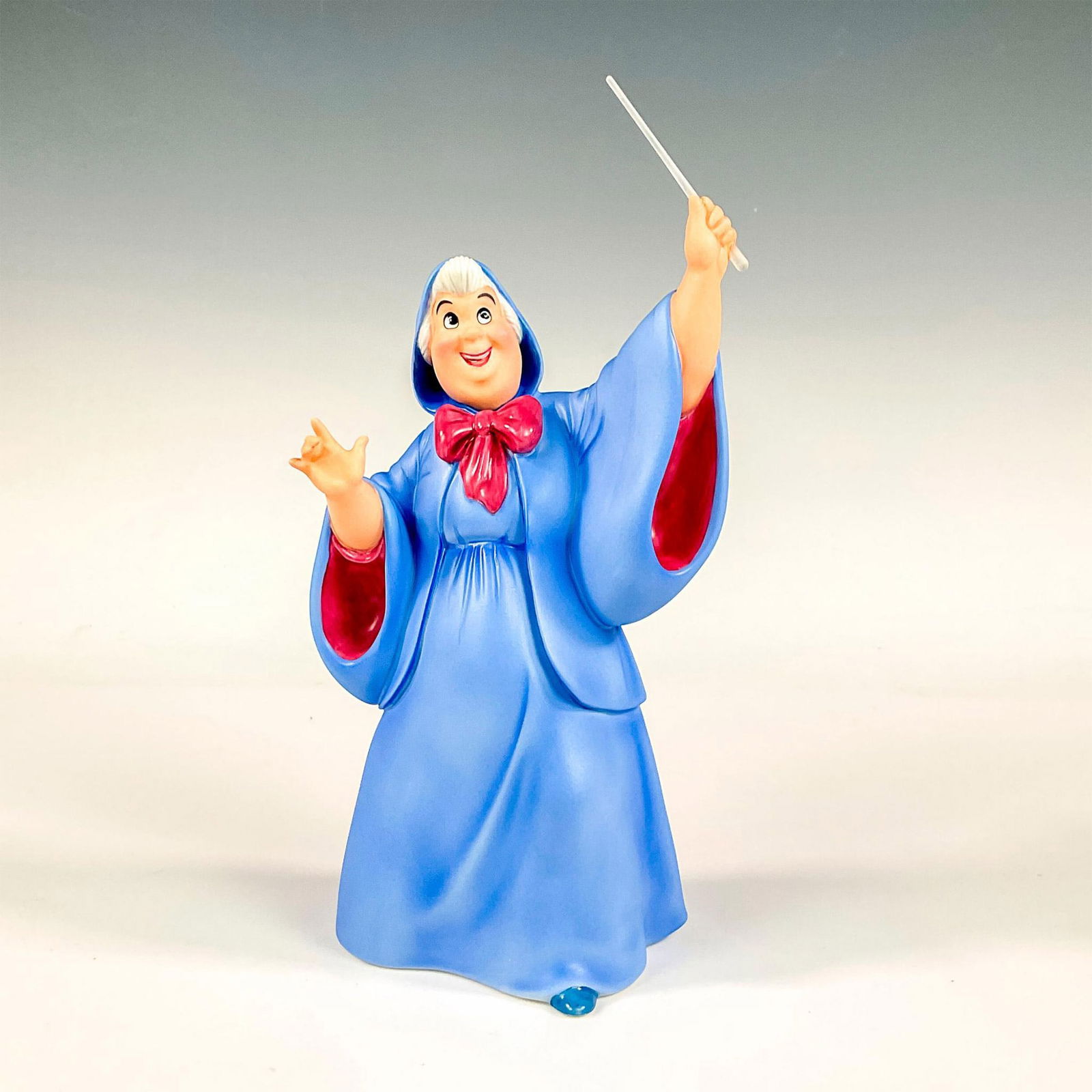 Walt Disney Classics Figurine, Bibbidi Bobbidi Boo (1 of 4)