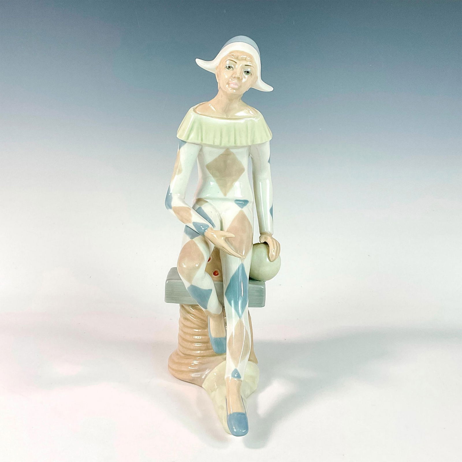 Vintage Cascades Porcelain Figurine, Jester (1 of 5)