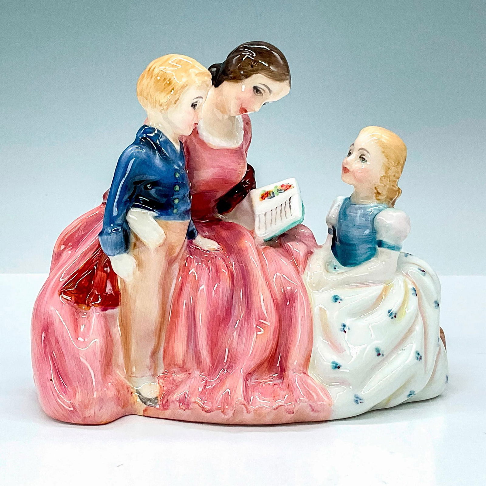 The Bedtime Story HN2059 - Royal Doulton Figurine (1 of 3)