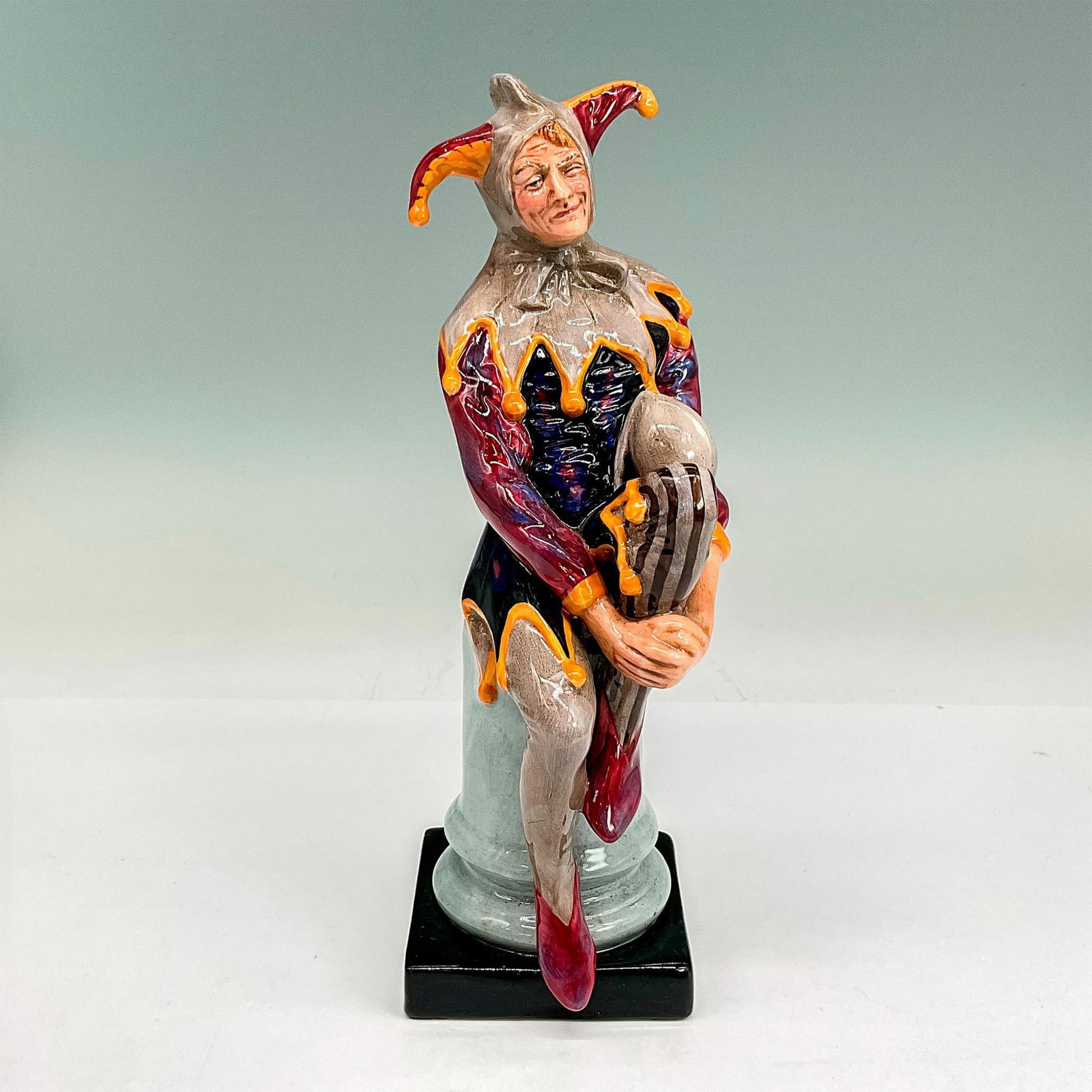 Jester - HN2016 - Royal Doulton Figurine (1 of 3)